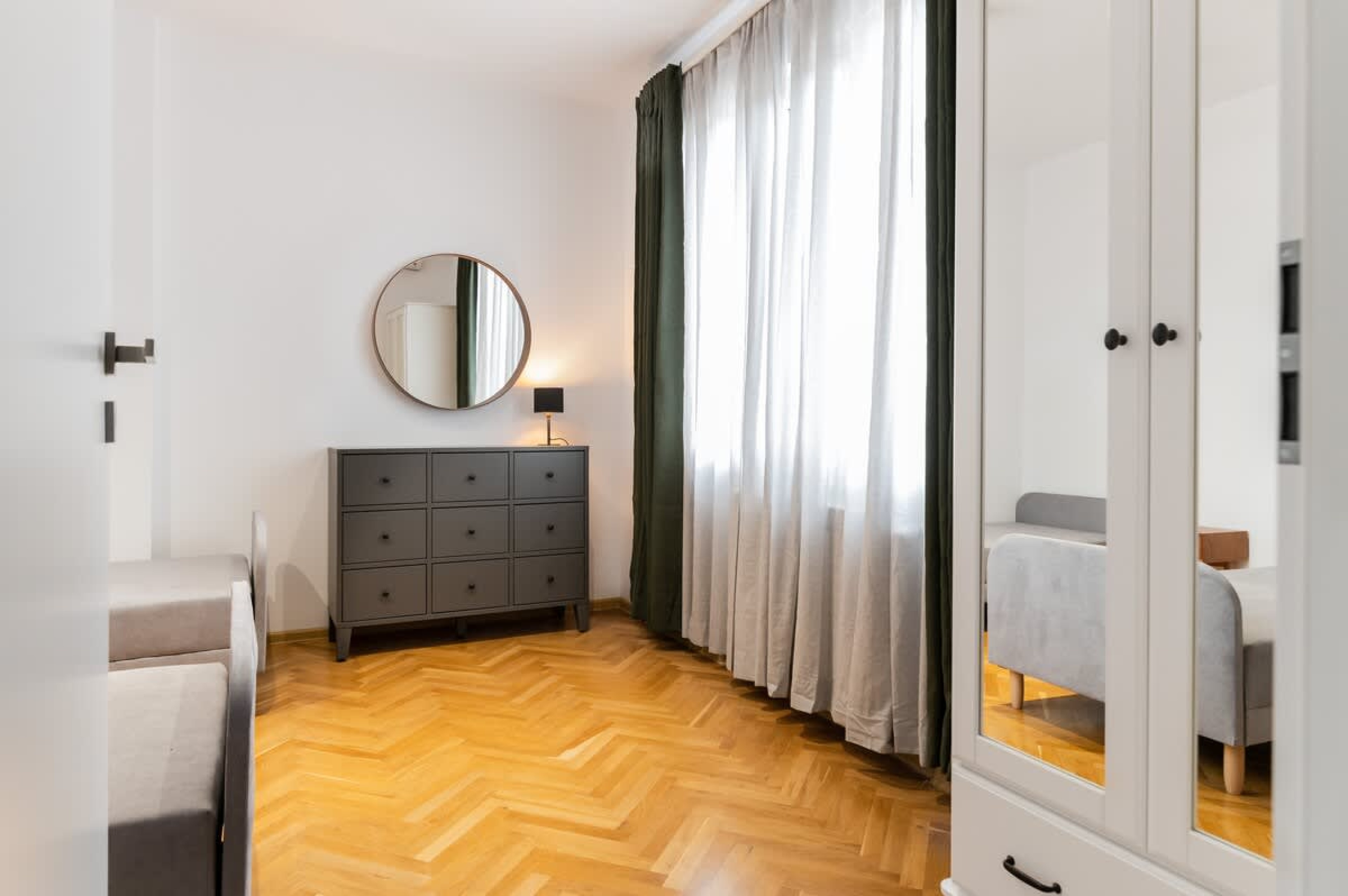 Industrial 2-BDR Flat by the National Stadium - Photo 15