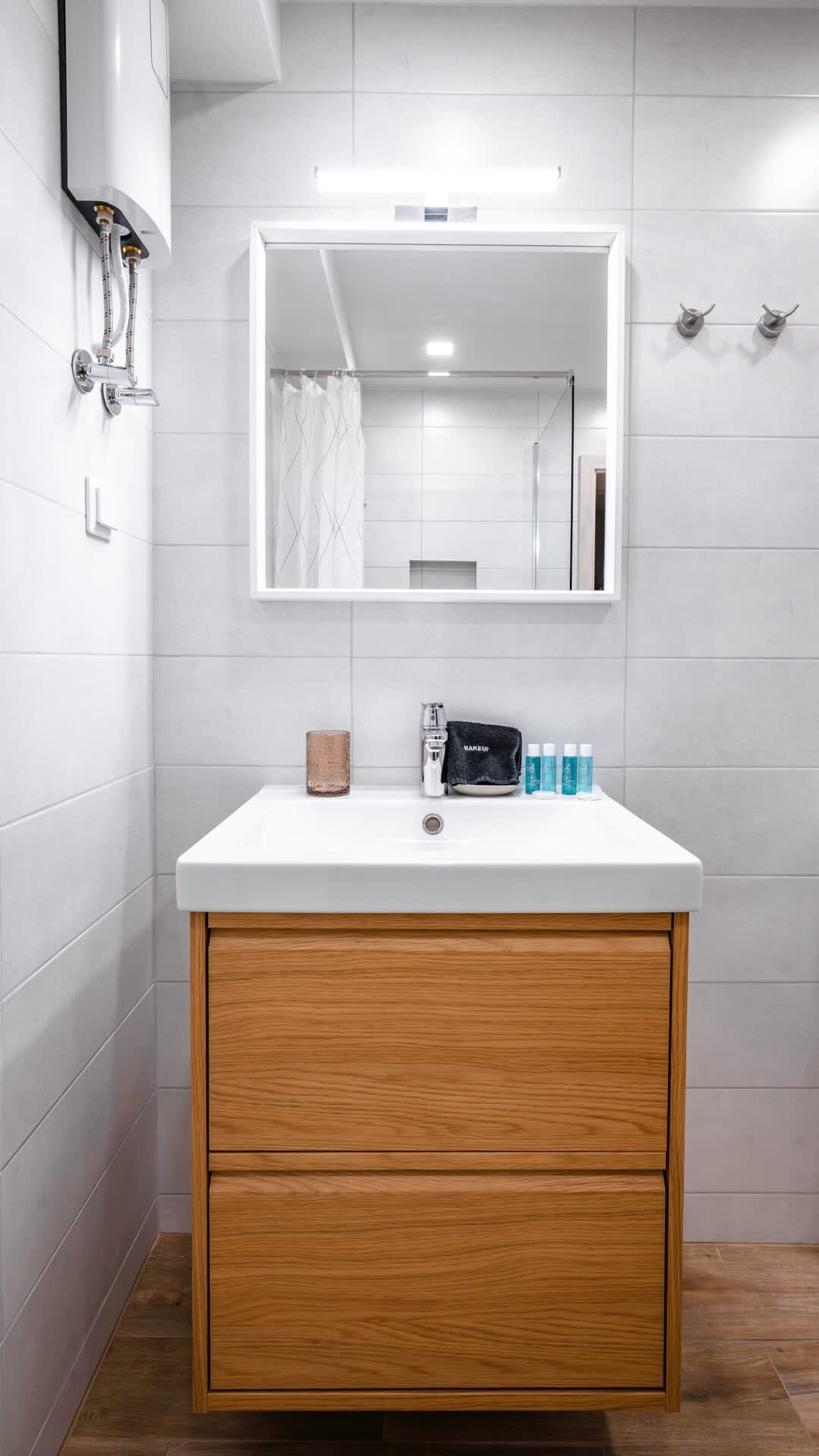 Scoutaround White Logo