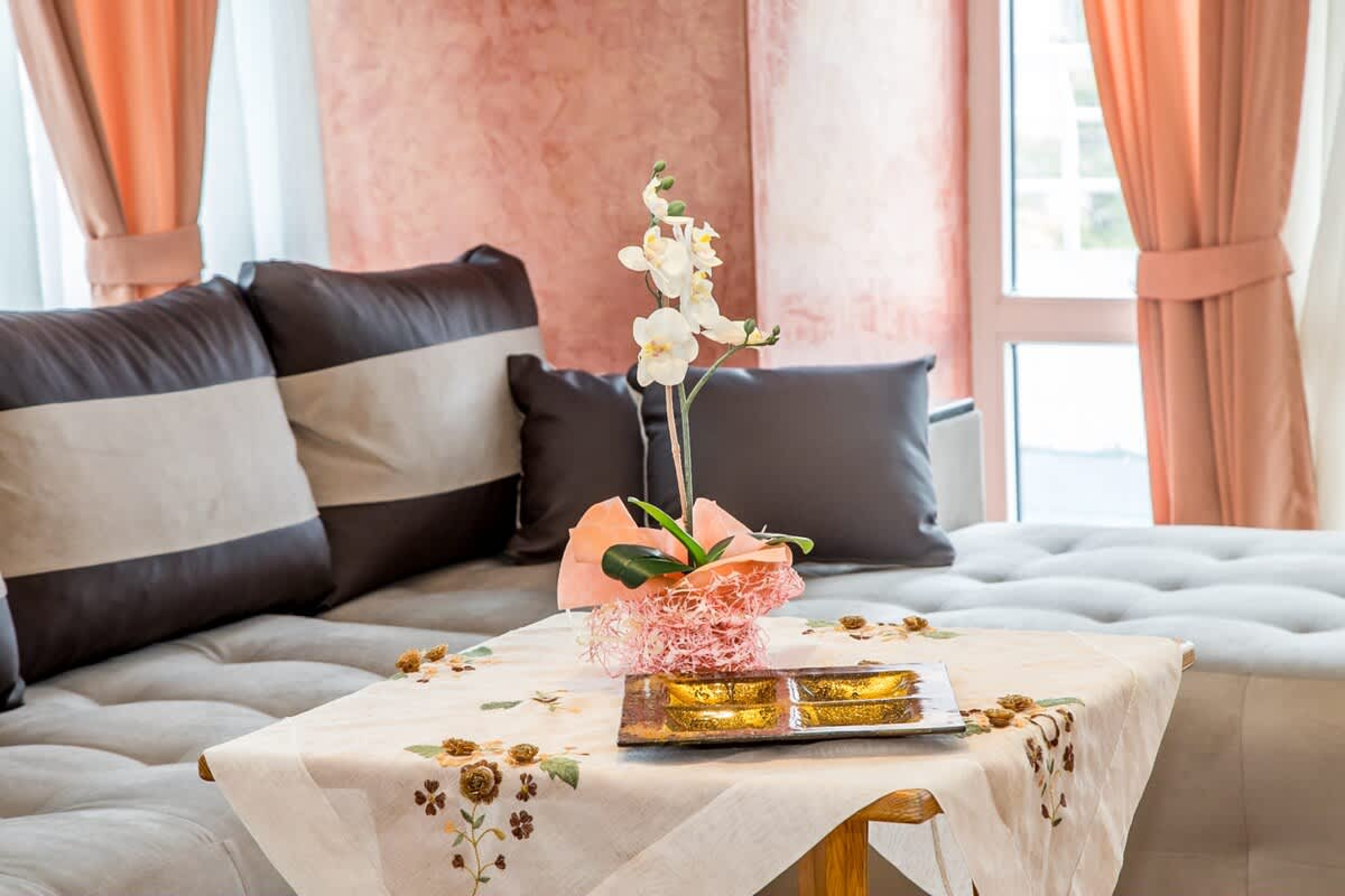 Spacious &amp; Sunny Maisonette w/ Terrace near Centre - Photo 11