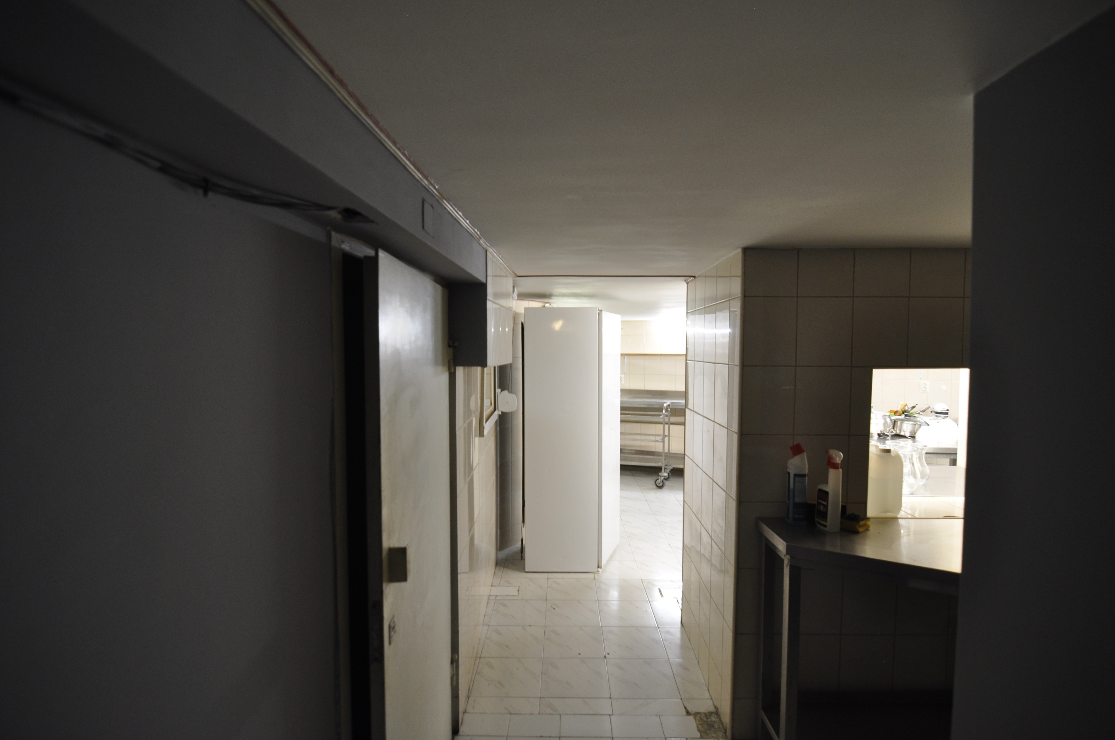 Scoutaround White Logo