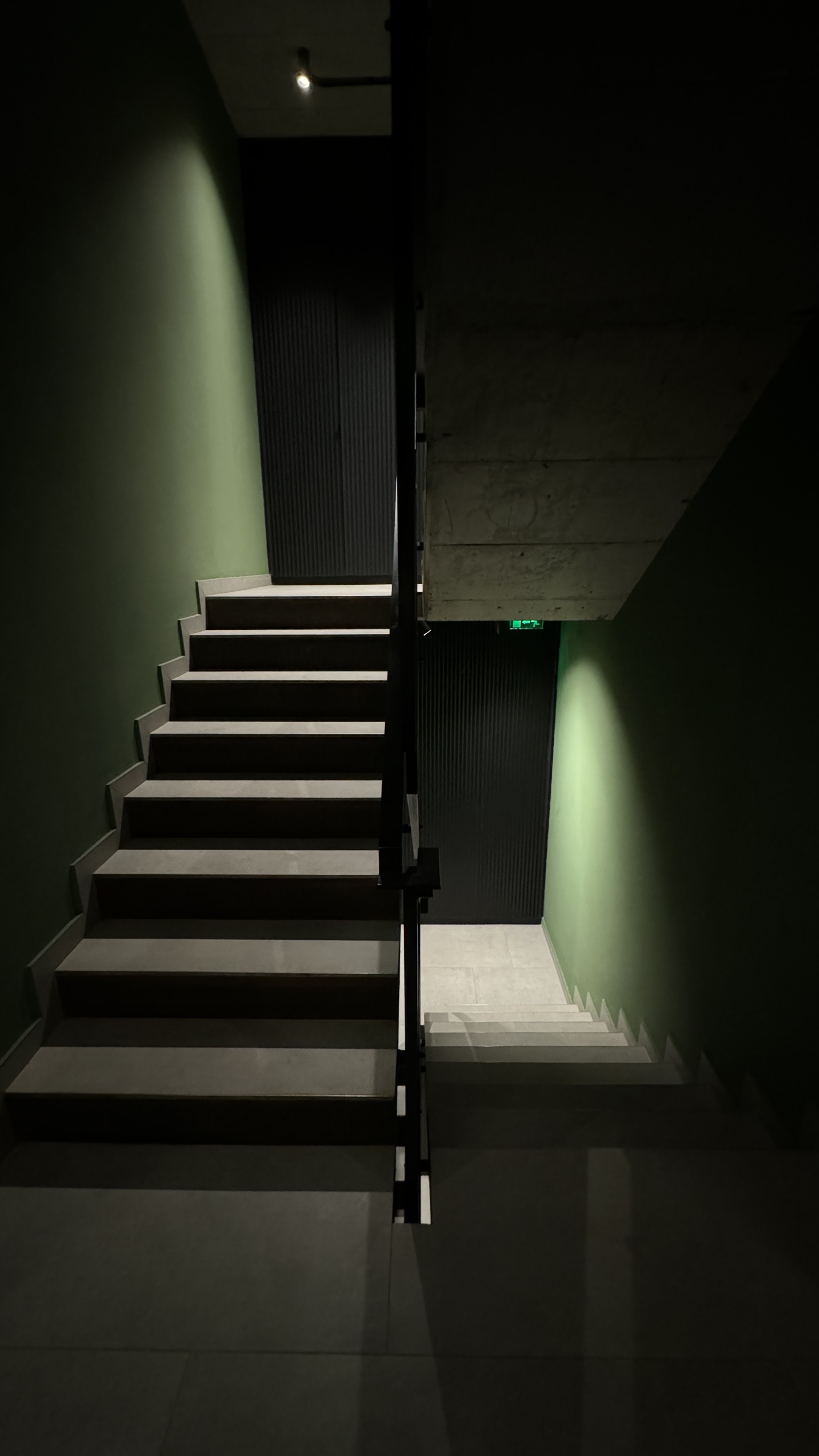 Scoutaround White Logo