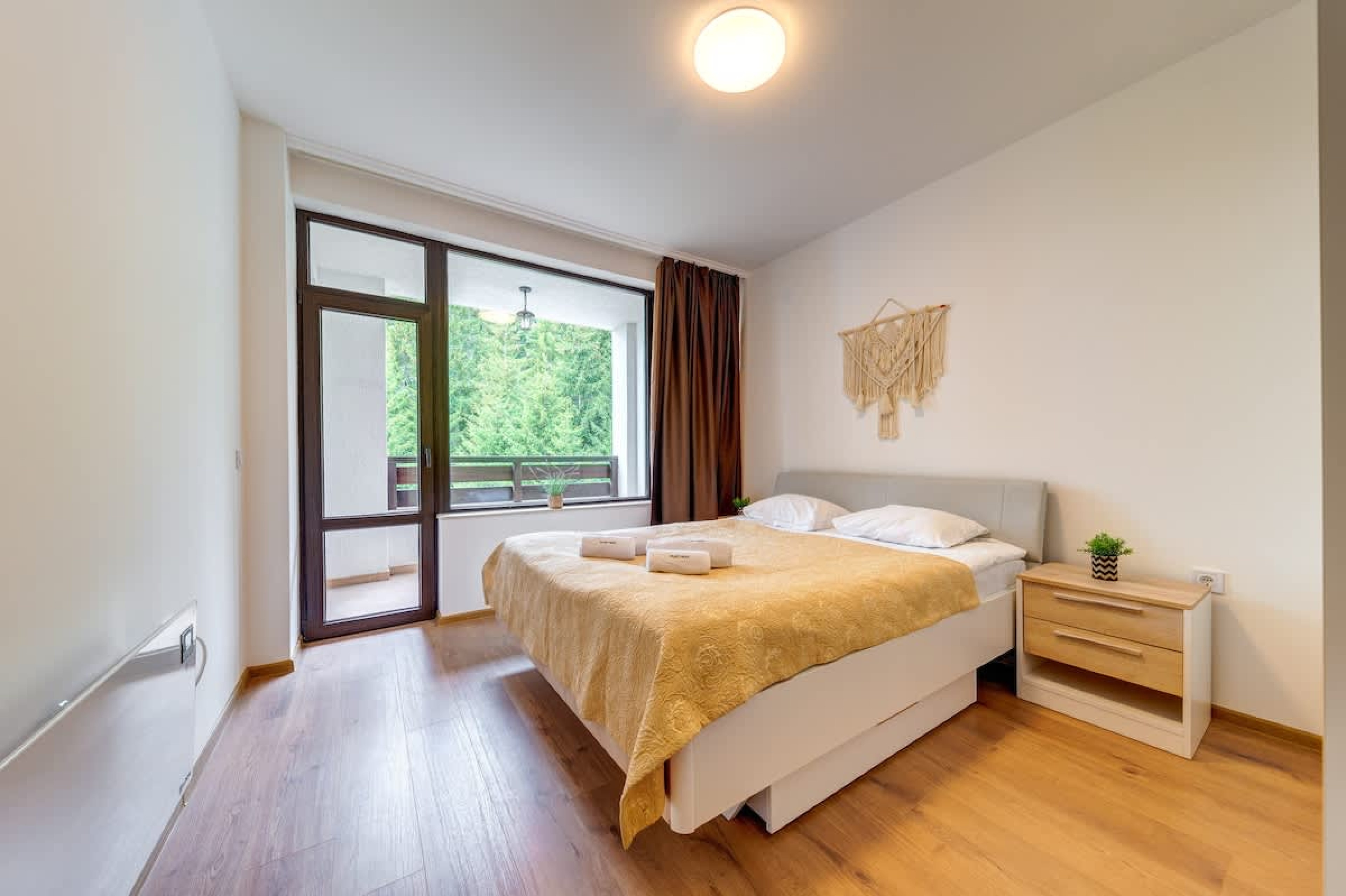 Scoutaround White Logo