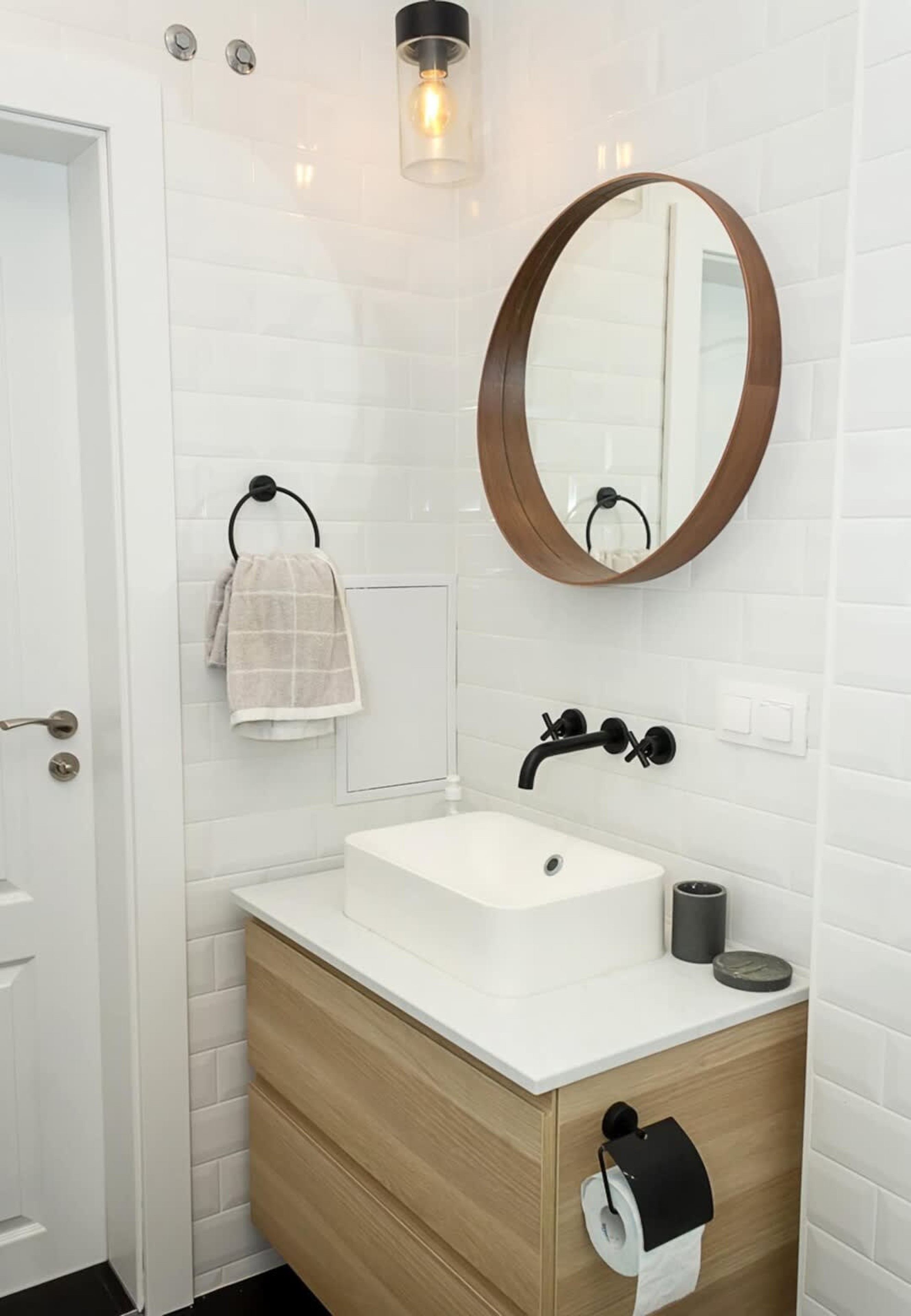 Scoutaround White Logo