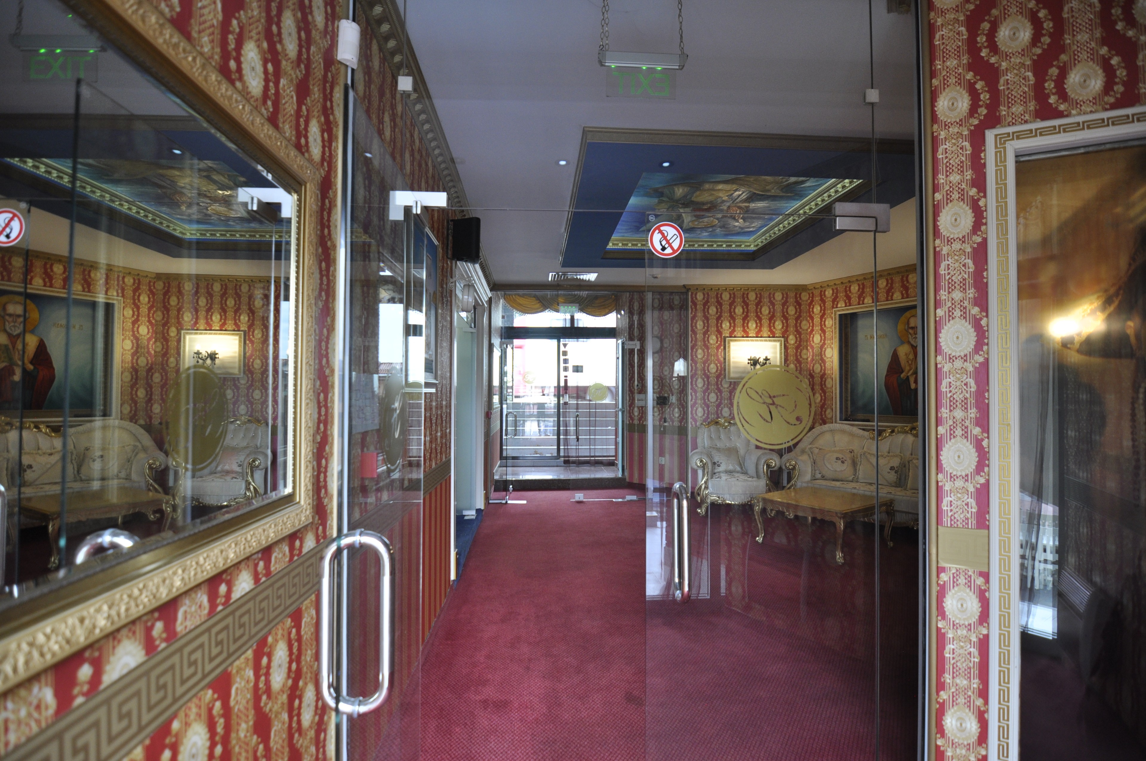 Scoutaround White Logo