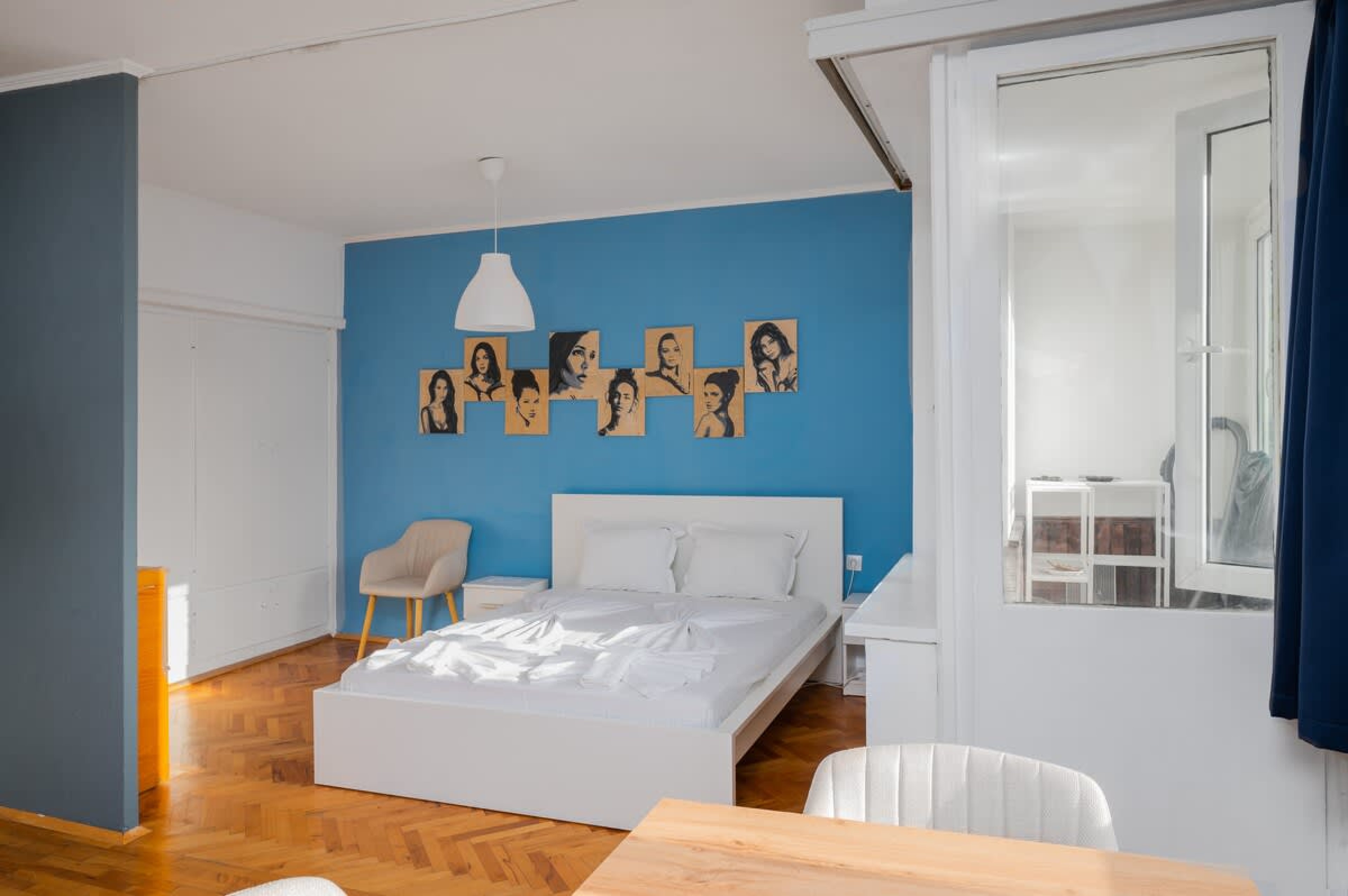 Scoutaround White Logo