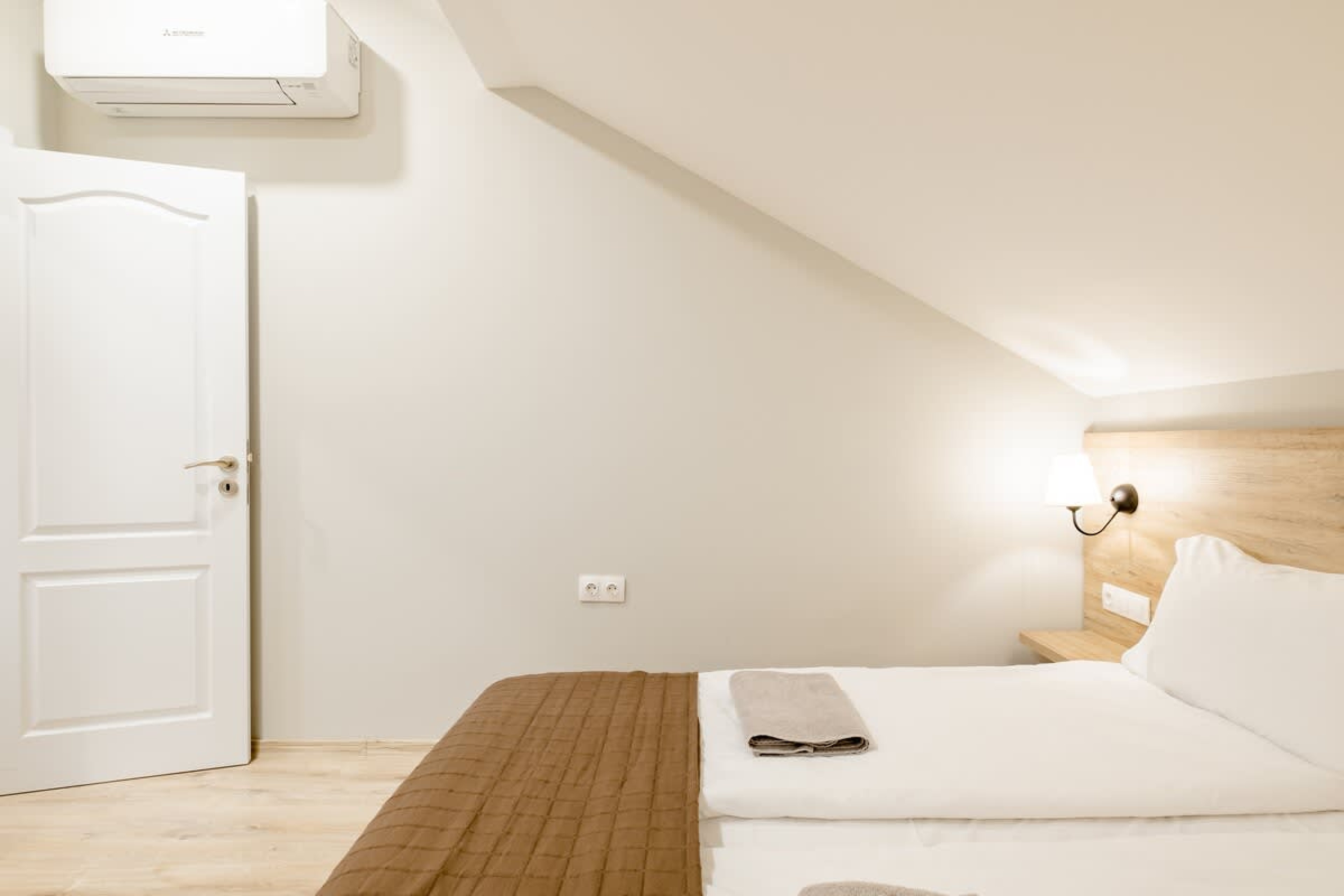 Lofty - 1 bedroom apartment in the heart of Sofia - Photo 13