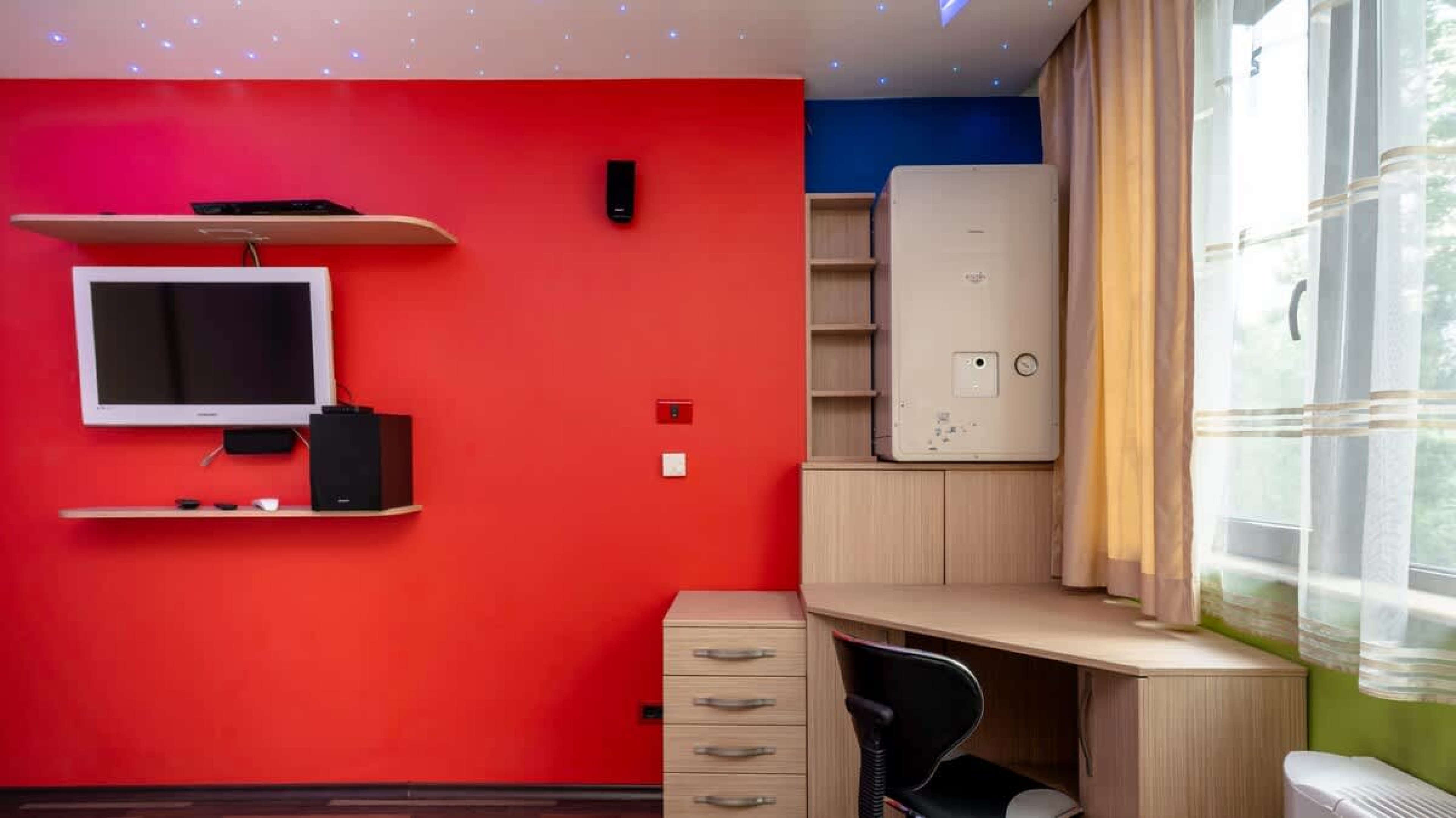 Scoutaround White Logo