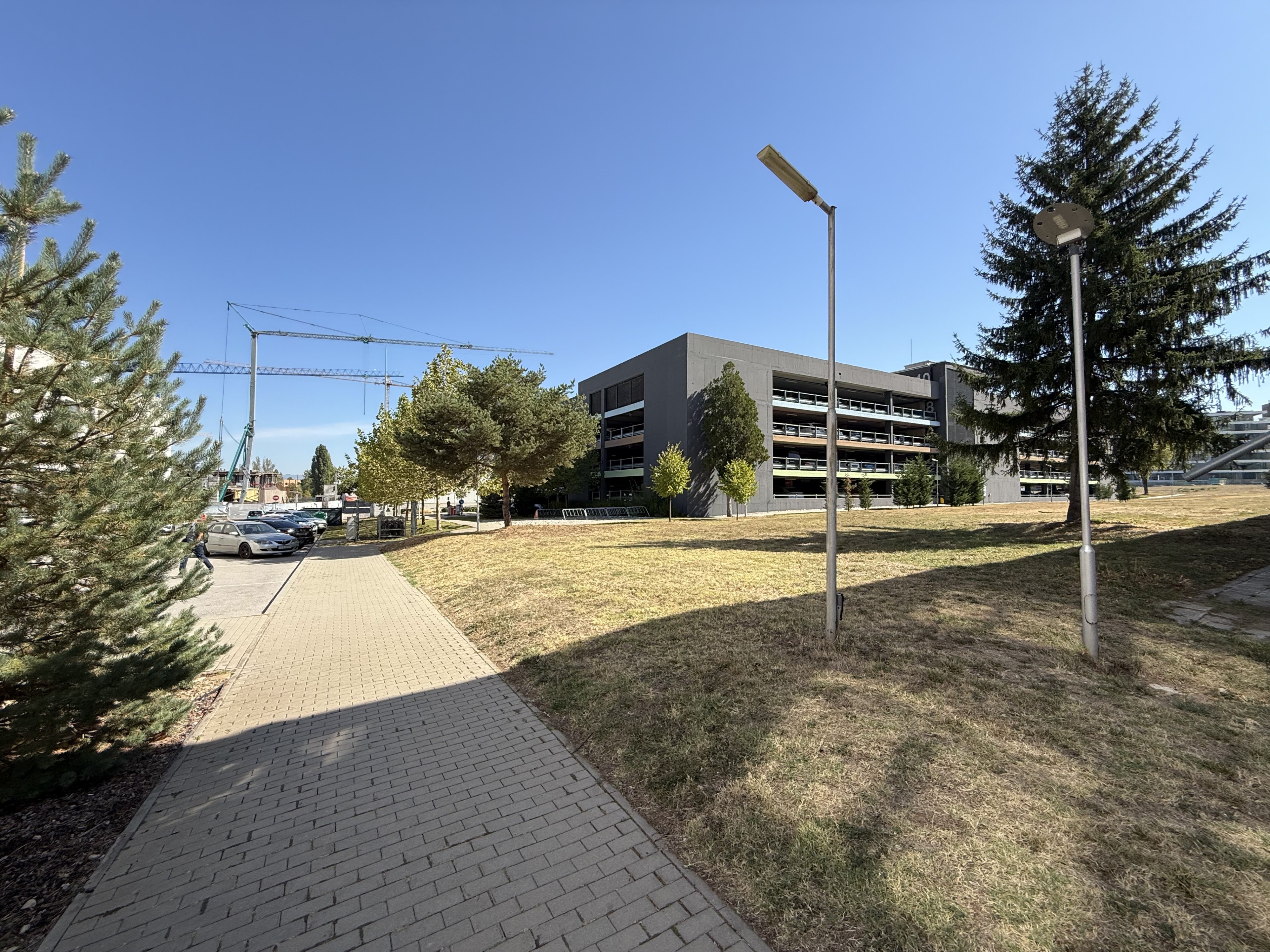 Scoutaround White Logo