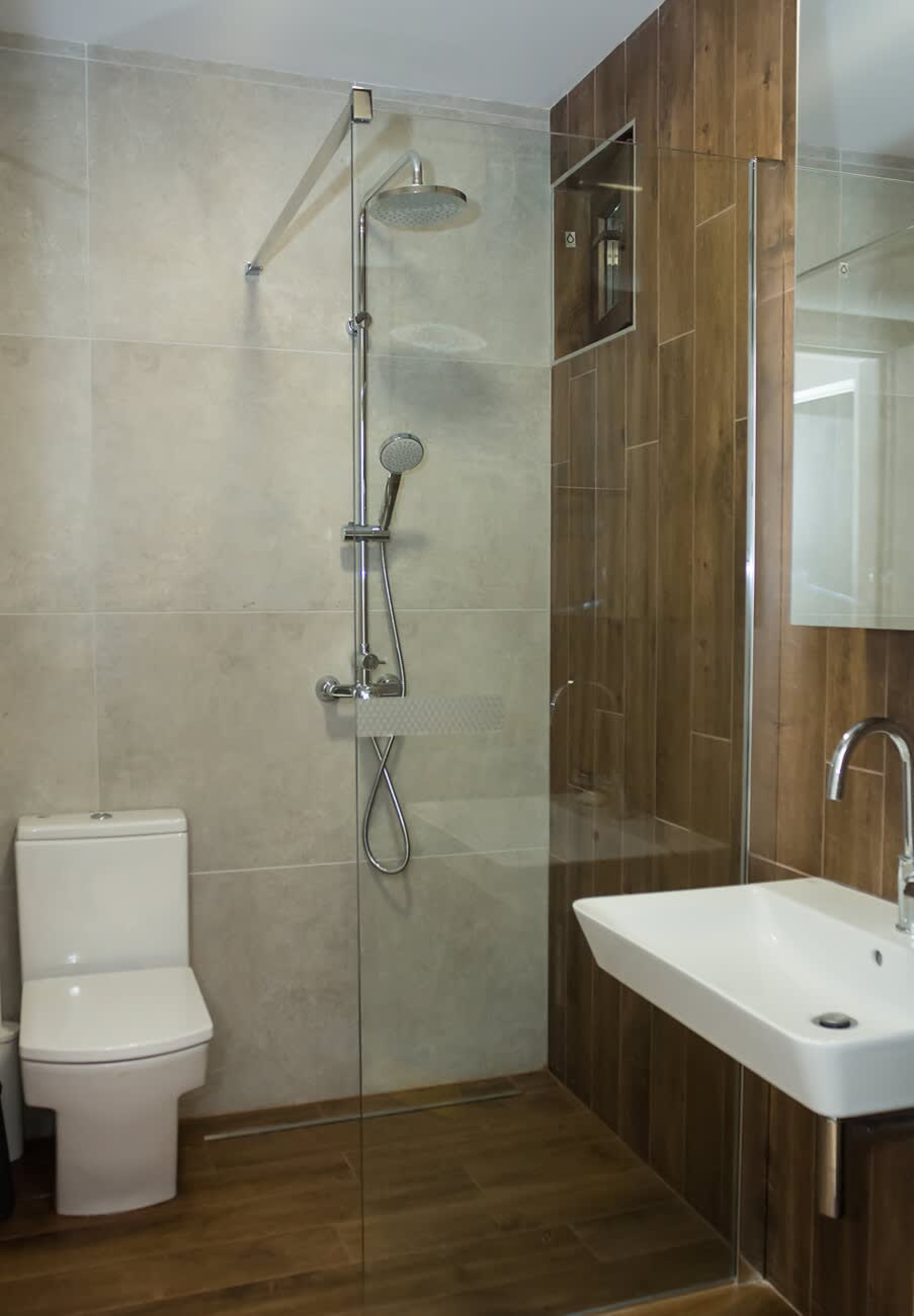 Scoutaround White Logo