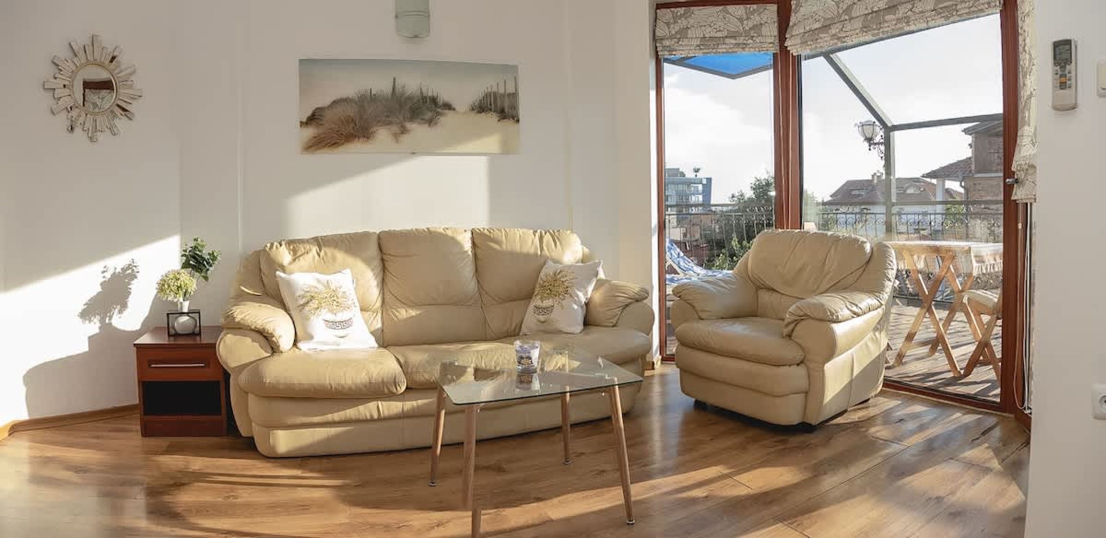 Scoutaround White Logo