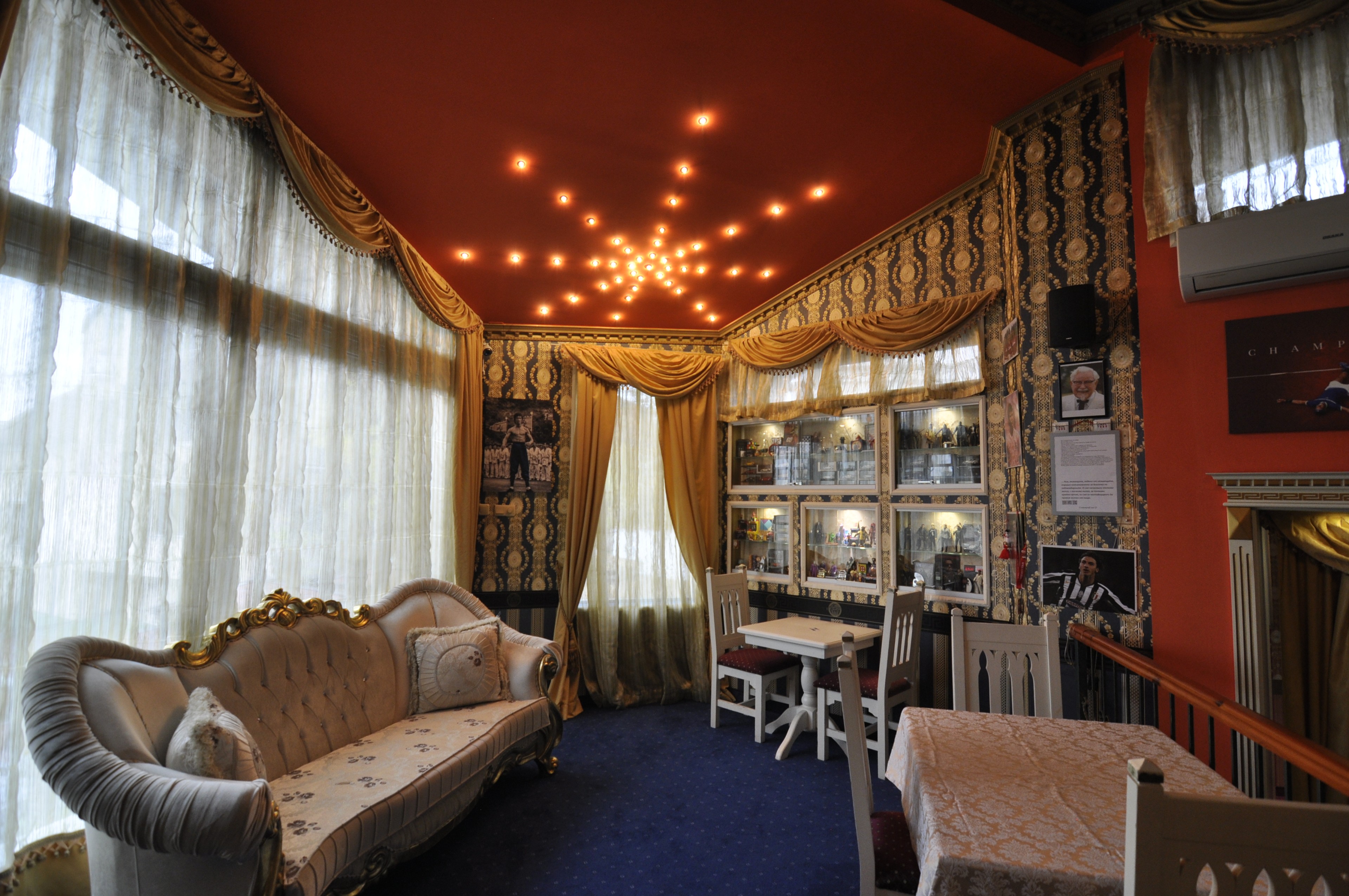 Scoutaround White Logo