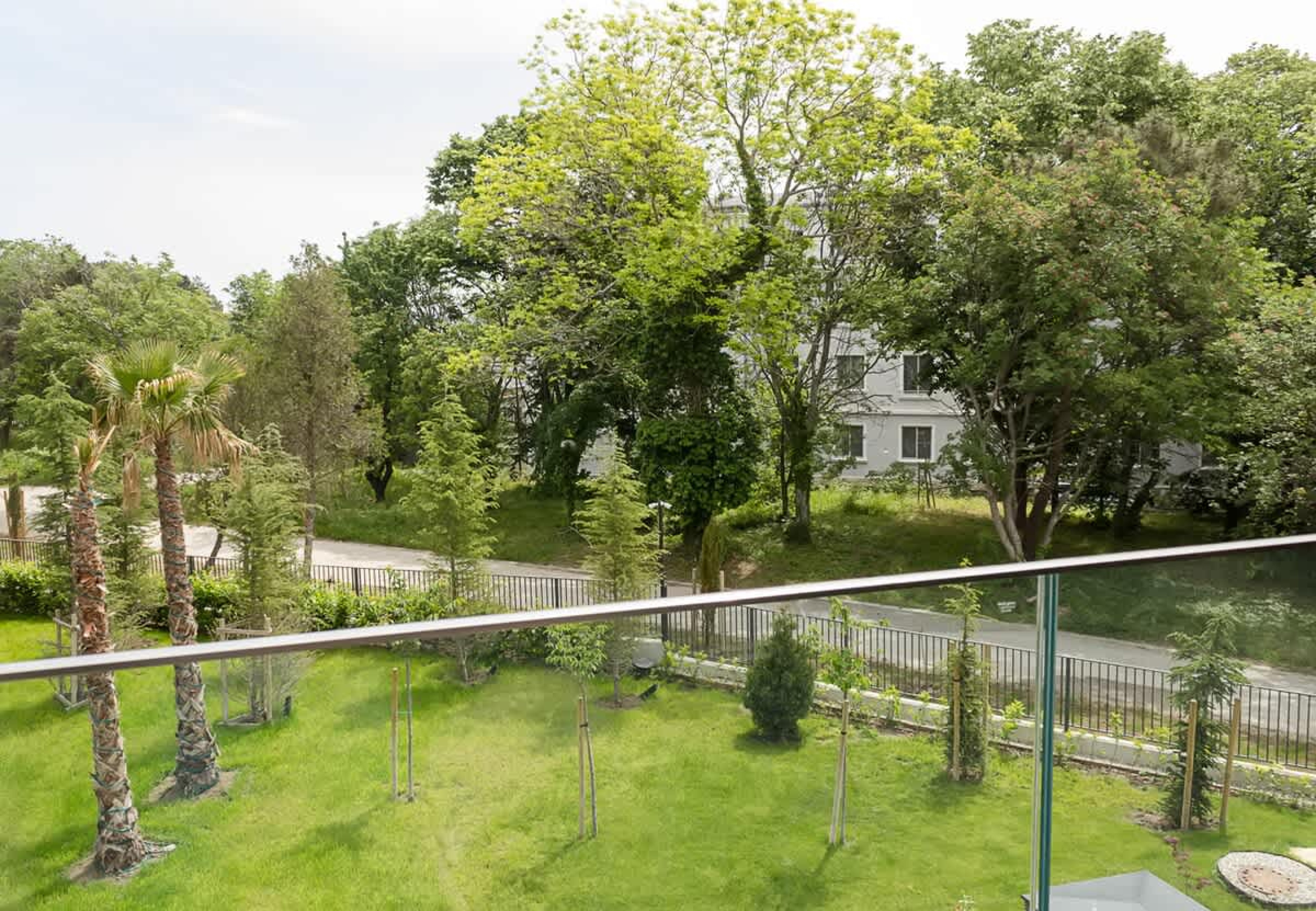 Scoutaround White Logo