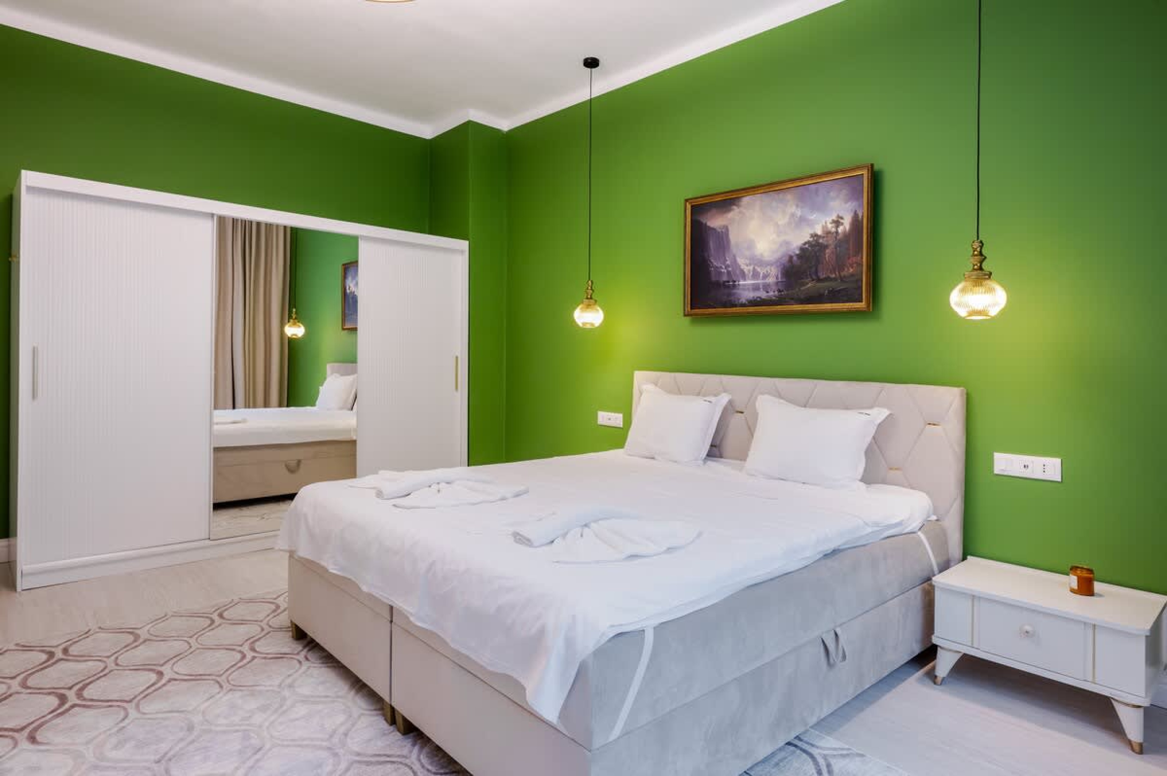 Central Stylish Suite &amp; Studio with Shared Terrace - Photo 12