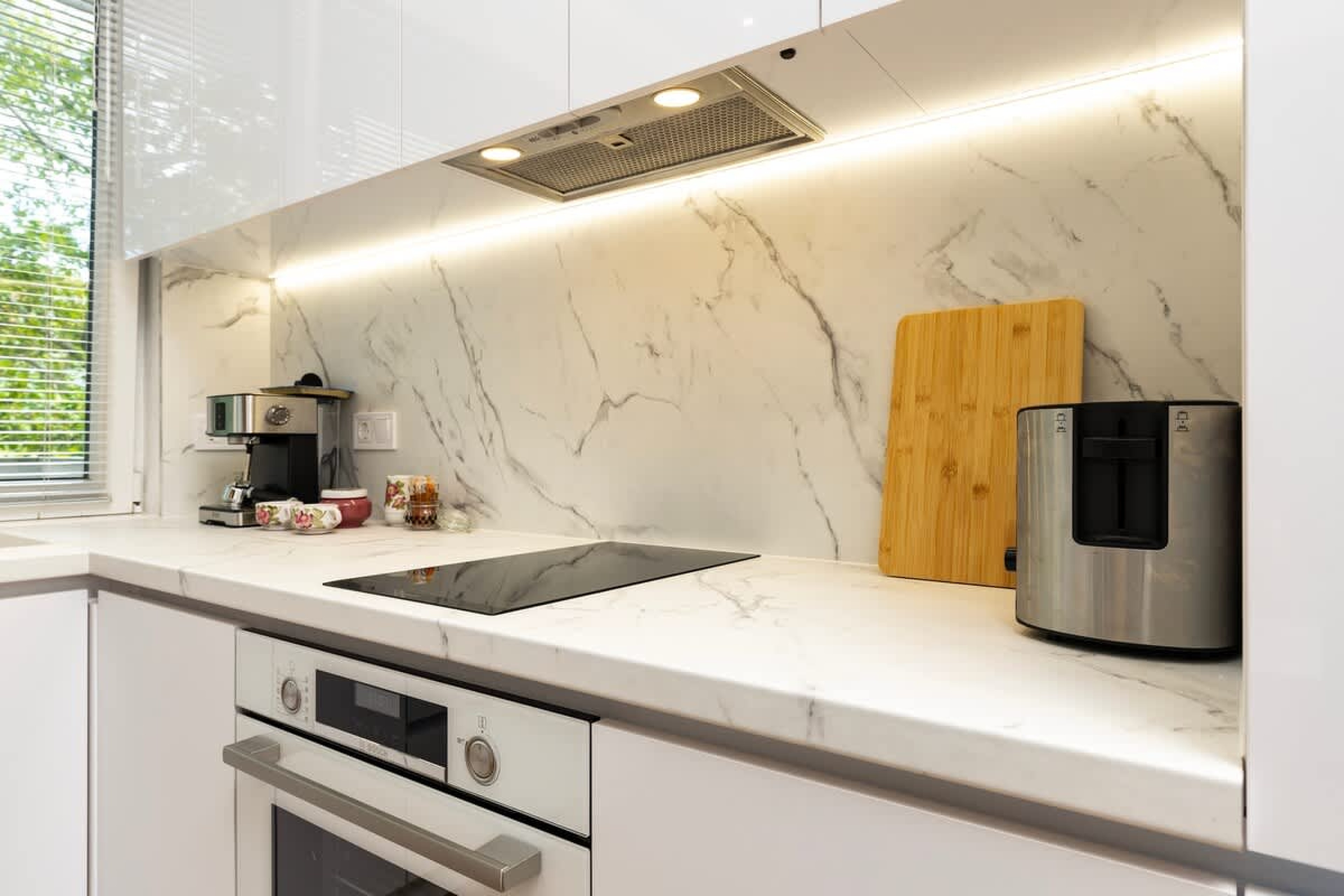 Scoutaround White Logo