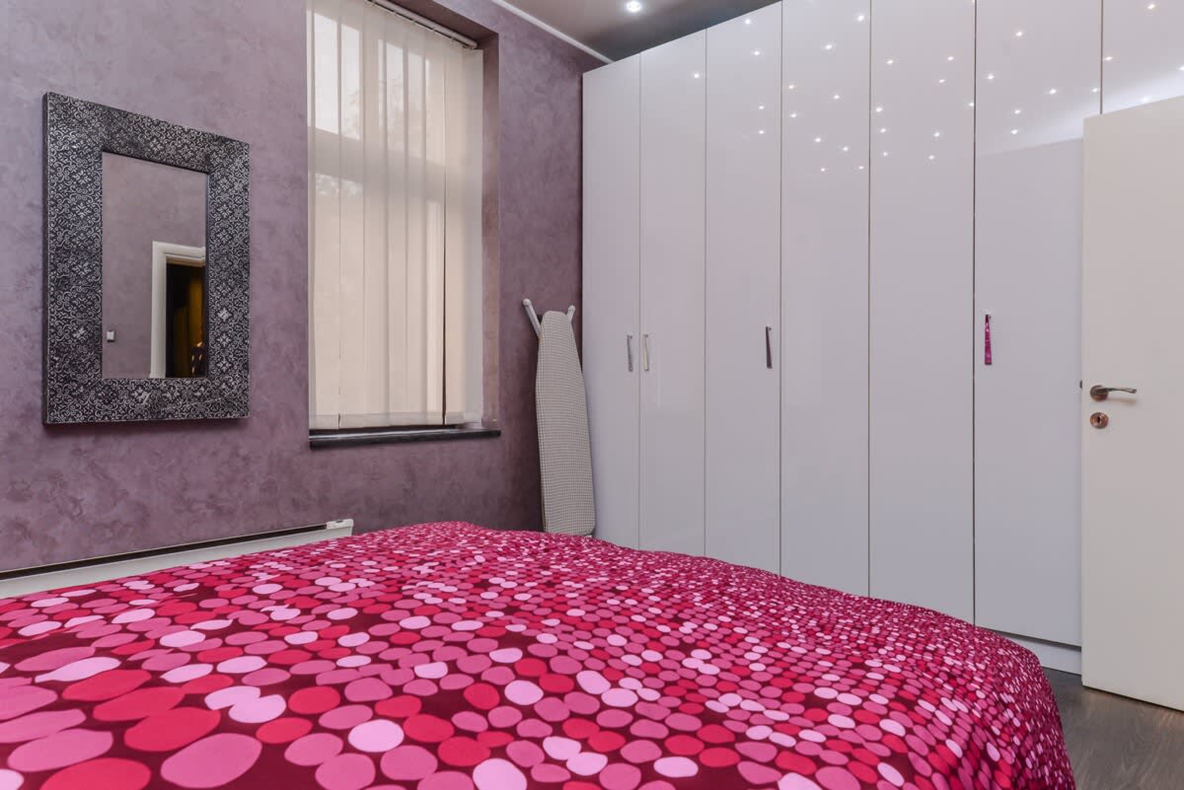 Scoutaround White Logo