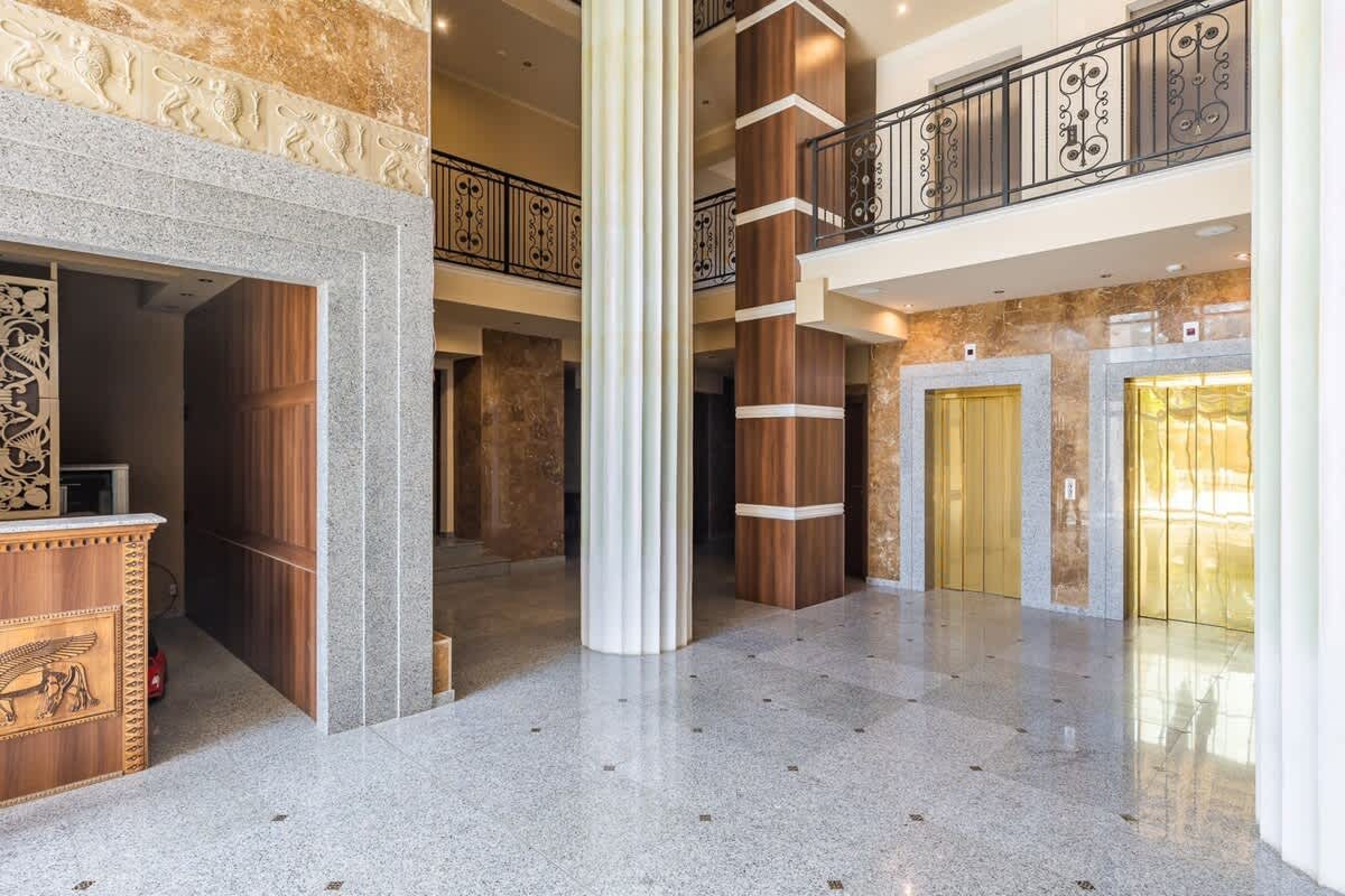 Elegant Apartment with Balcony in Argisht Palace - Photo 26