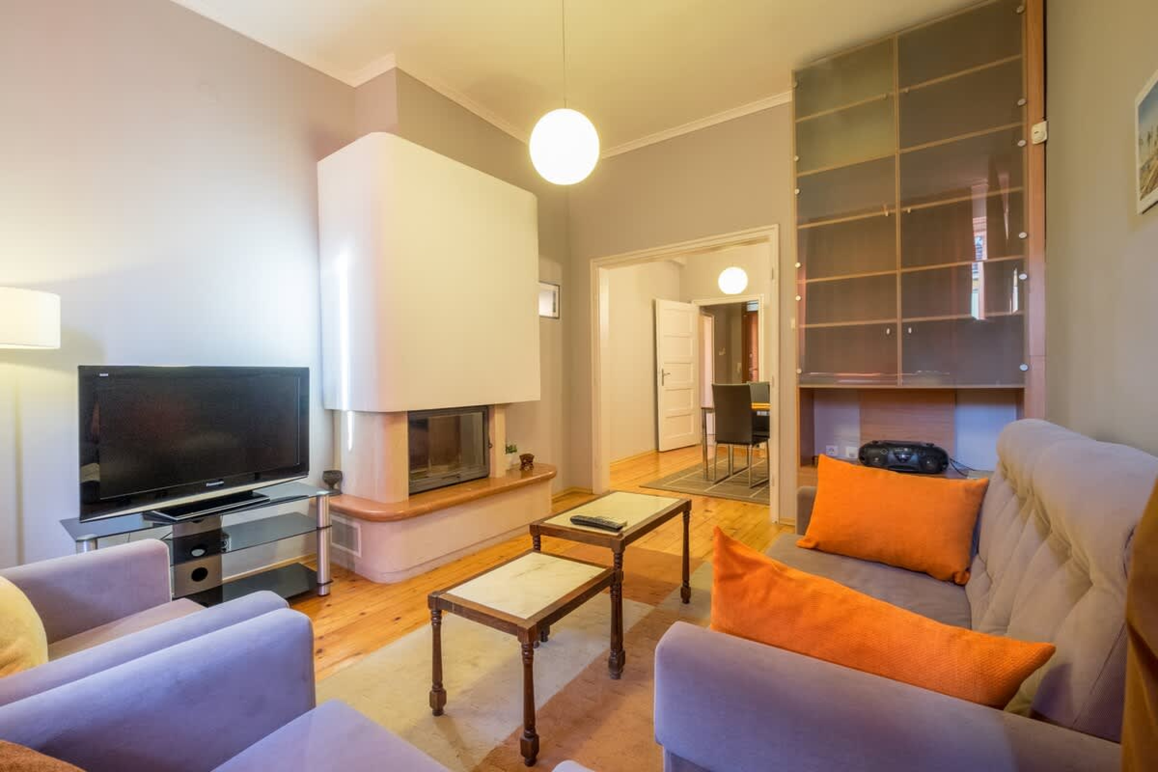 Scoutaround White Logo