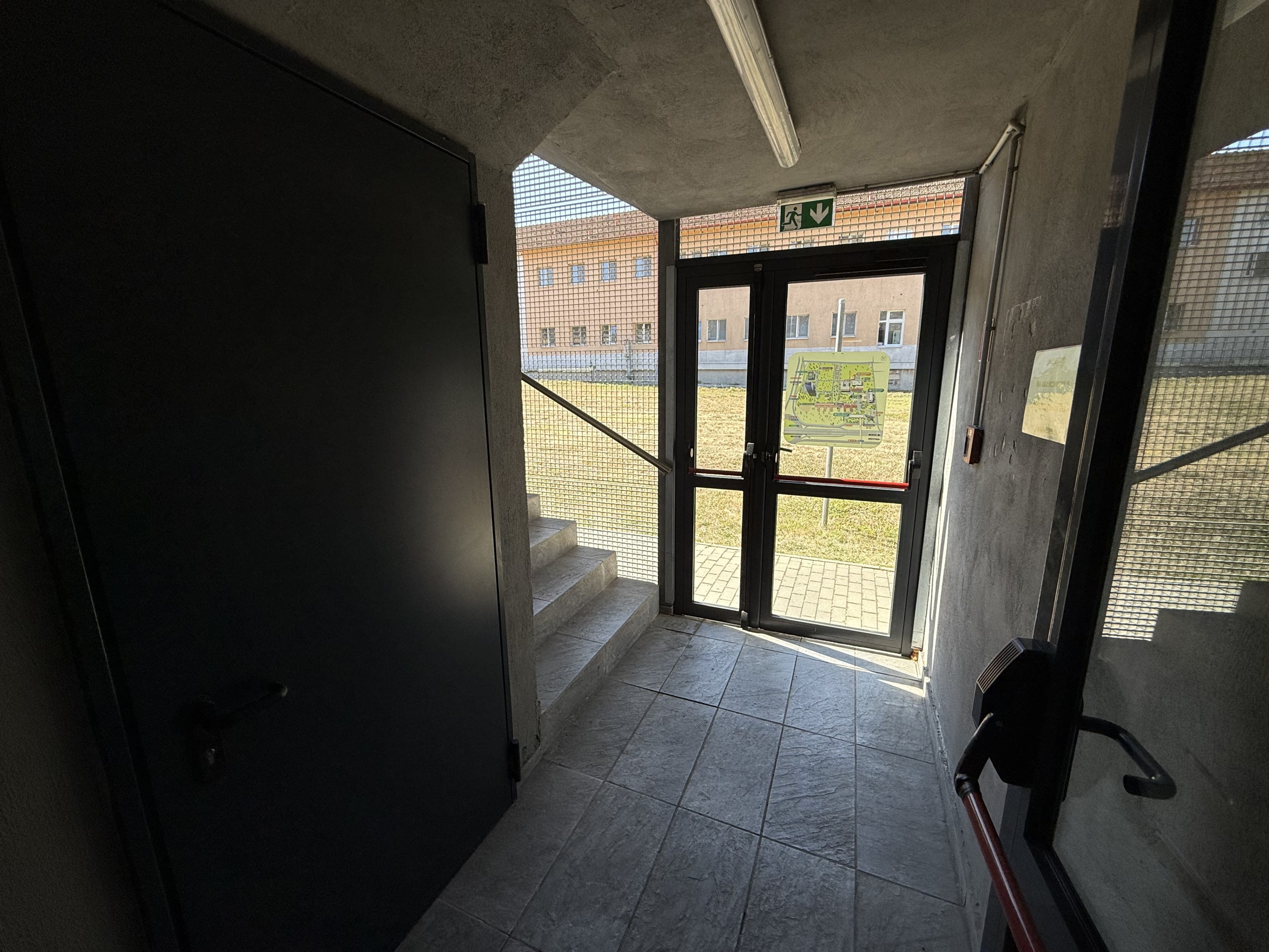 Scoutaround White Logo