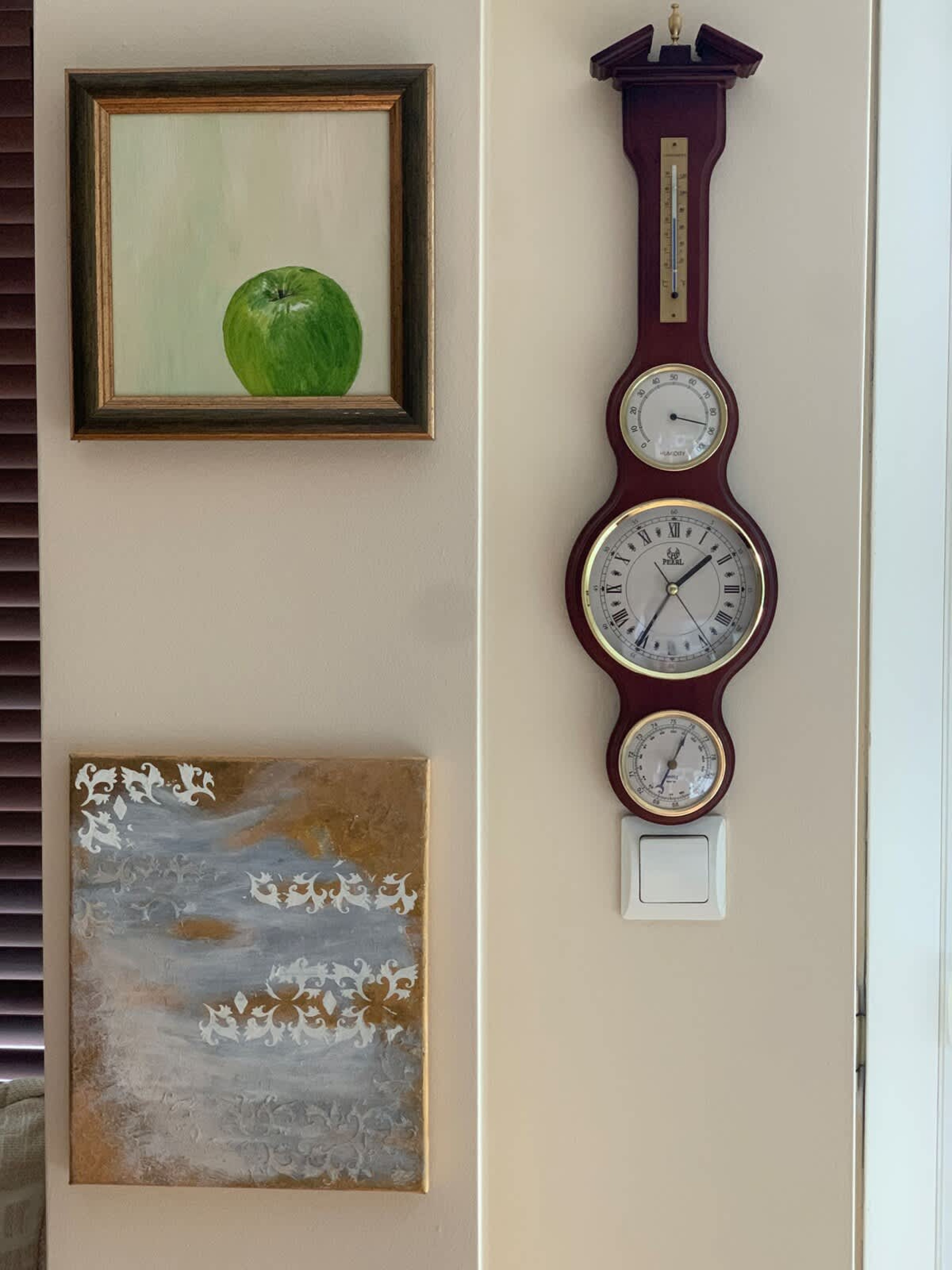 Scoutaround White Logo