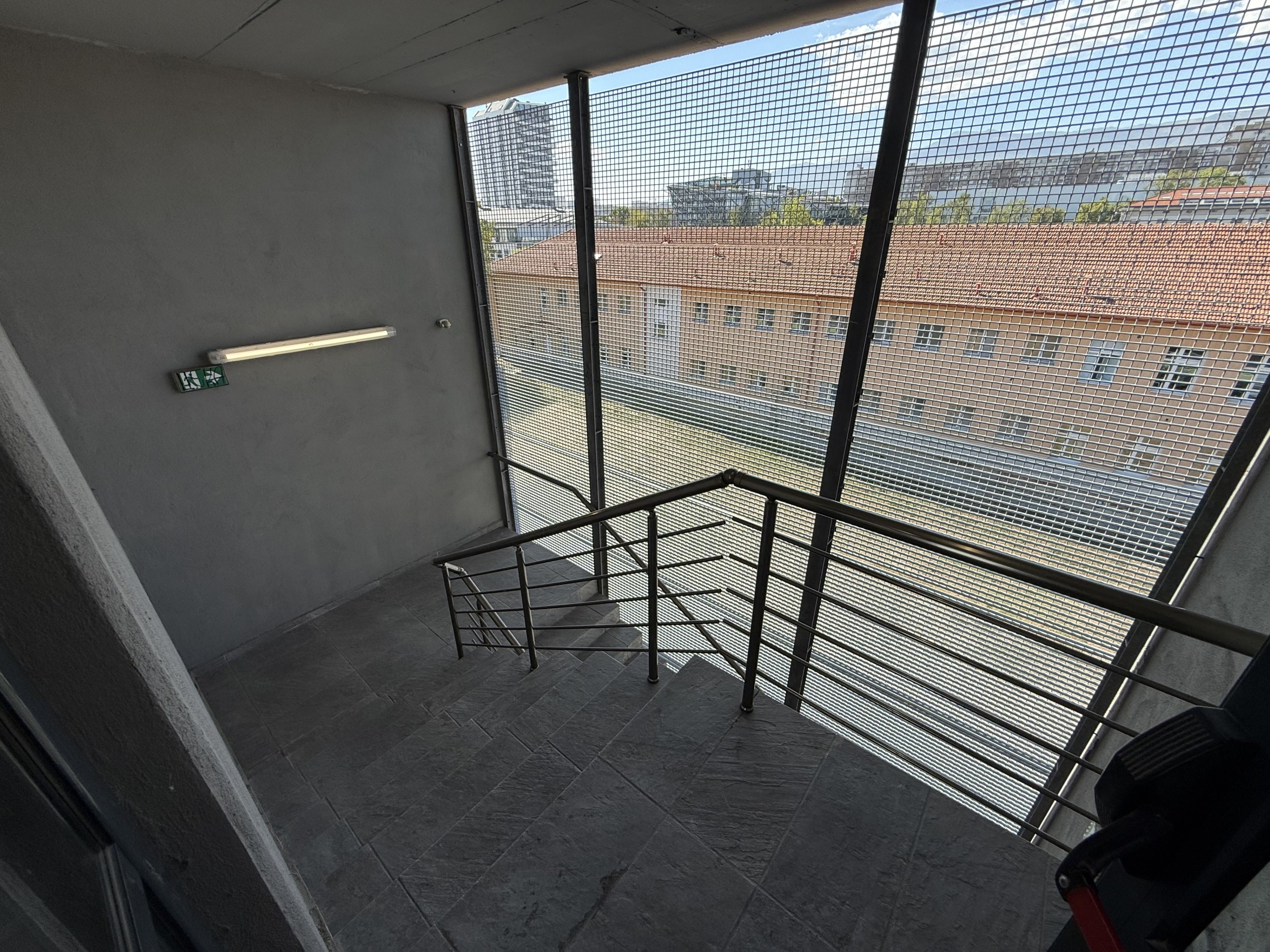 Scoutaround White Logo