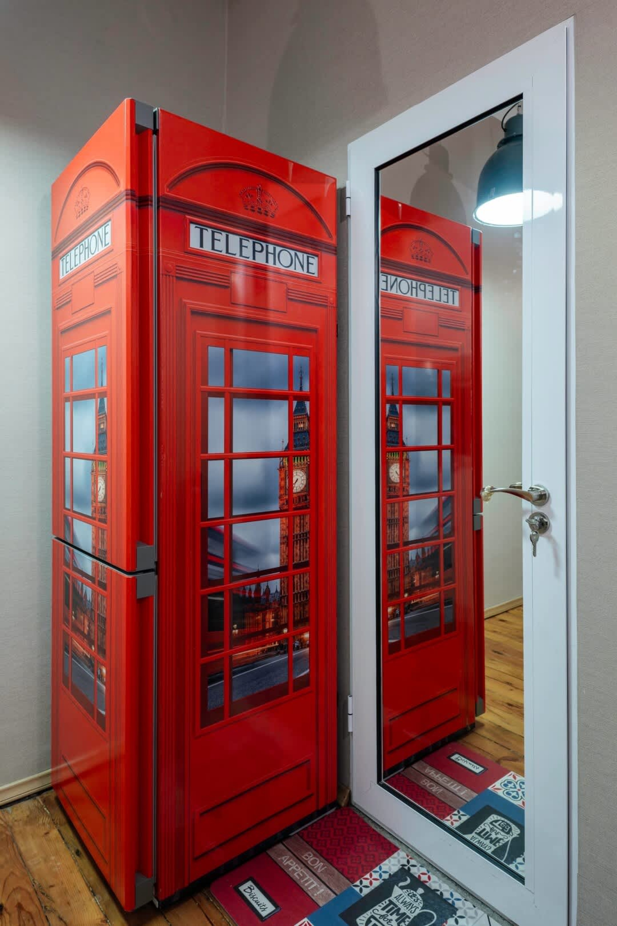 Scoutaround White Logo