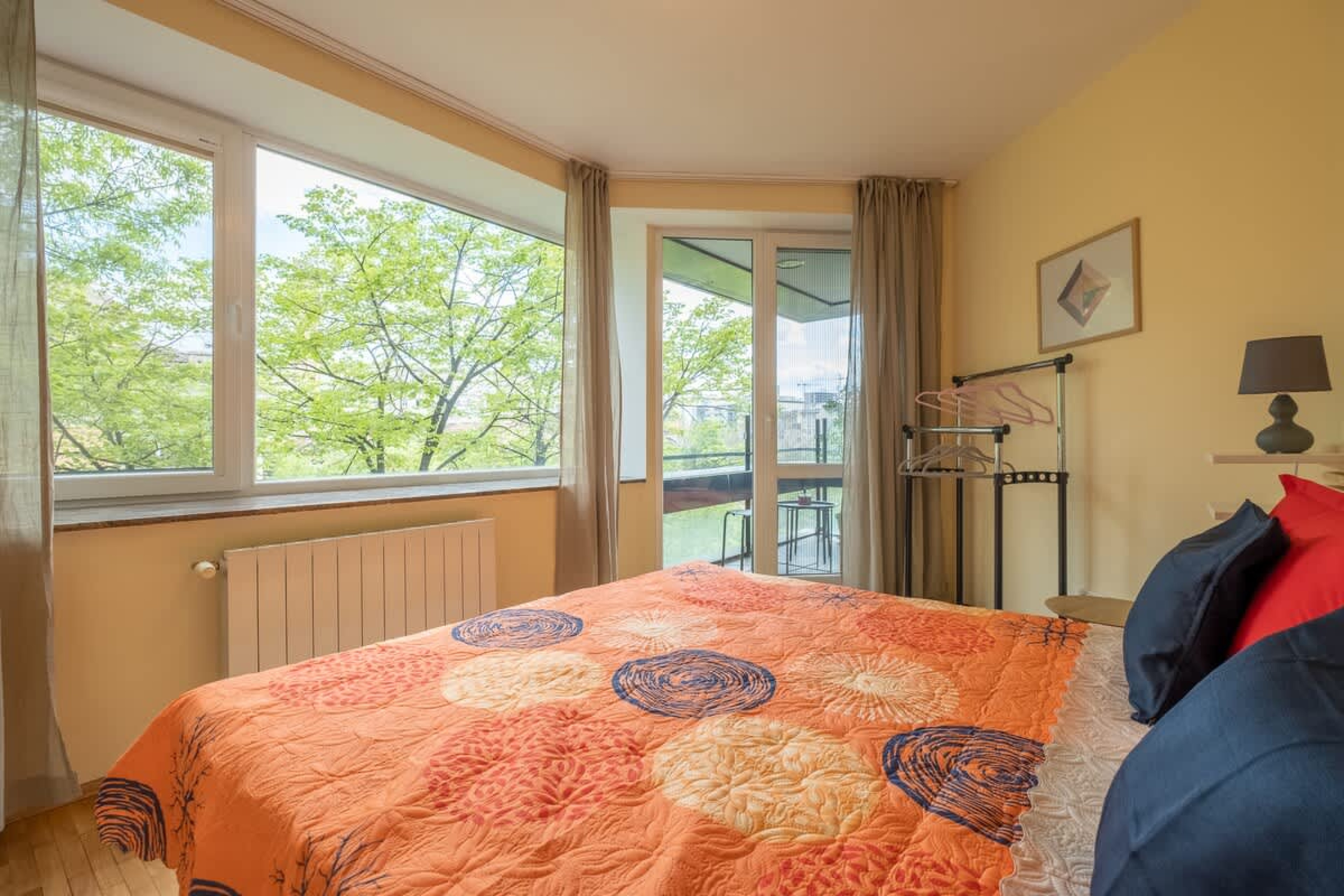 Scoutaround White Logo