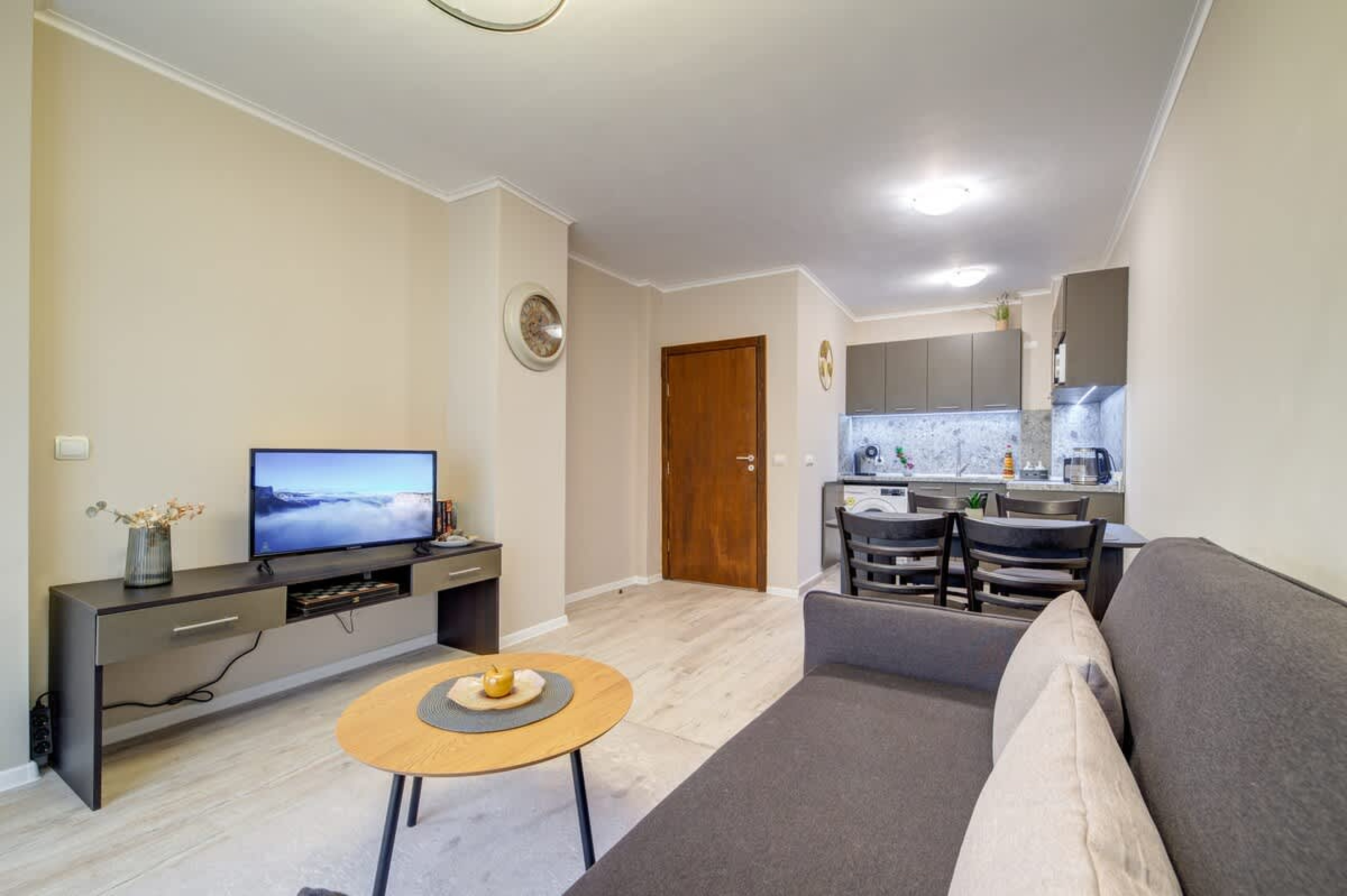 Scoutaround White Logo