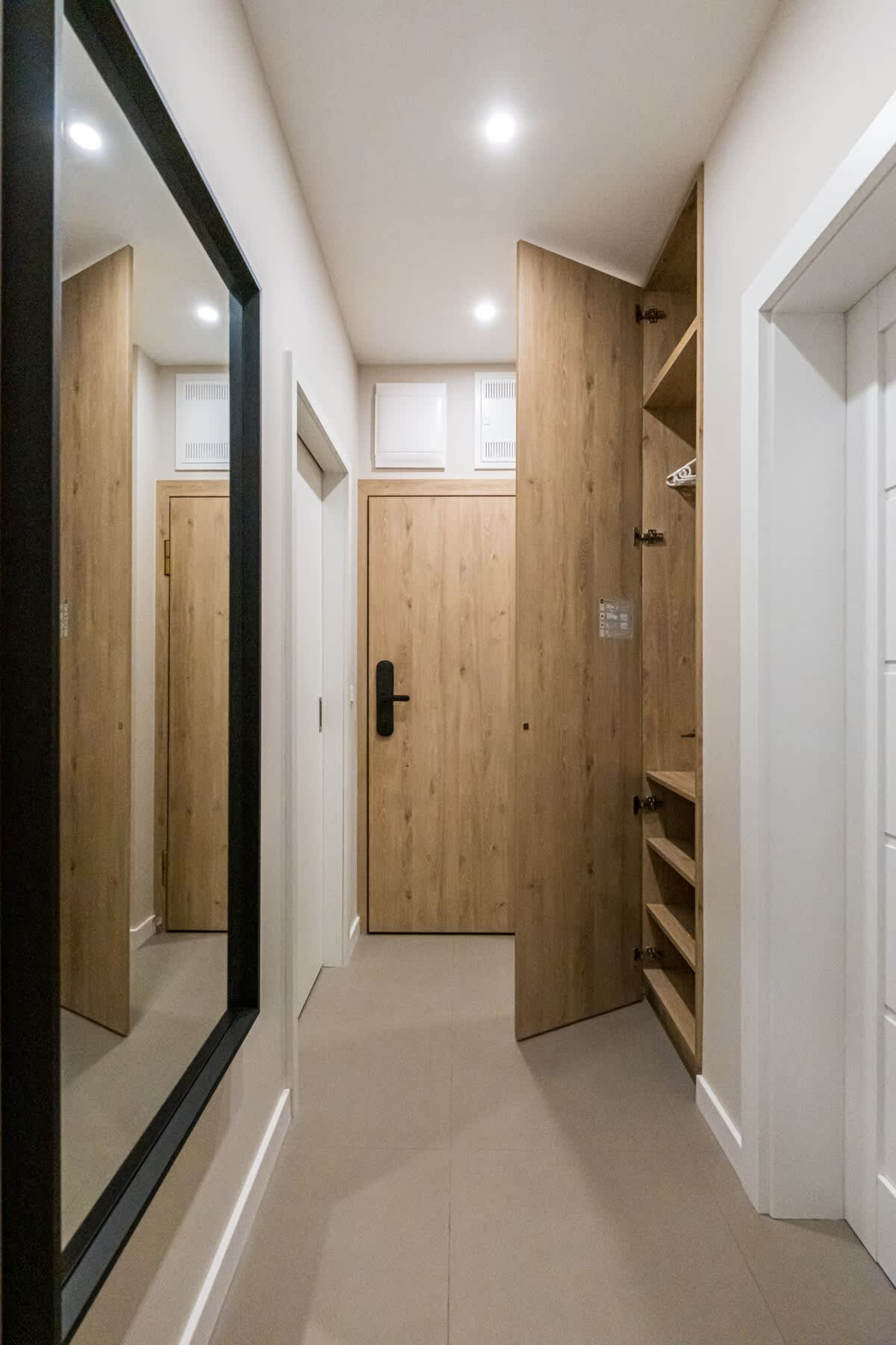 South 2.2 - Brand New Modern 1BD in Sofia Center - Photo 15