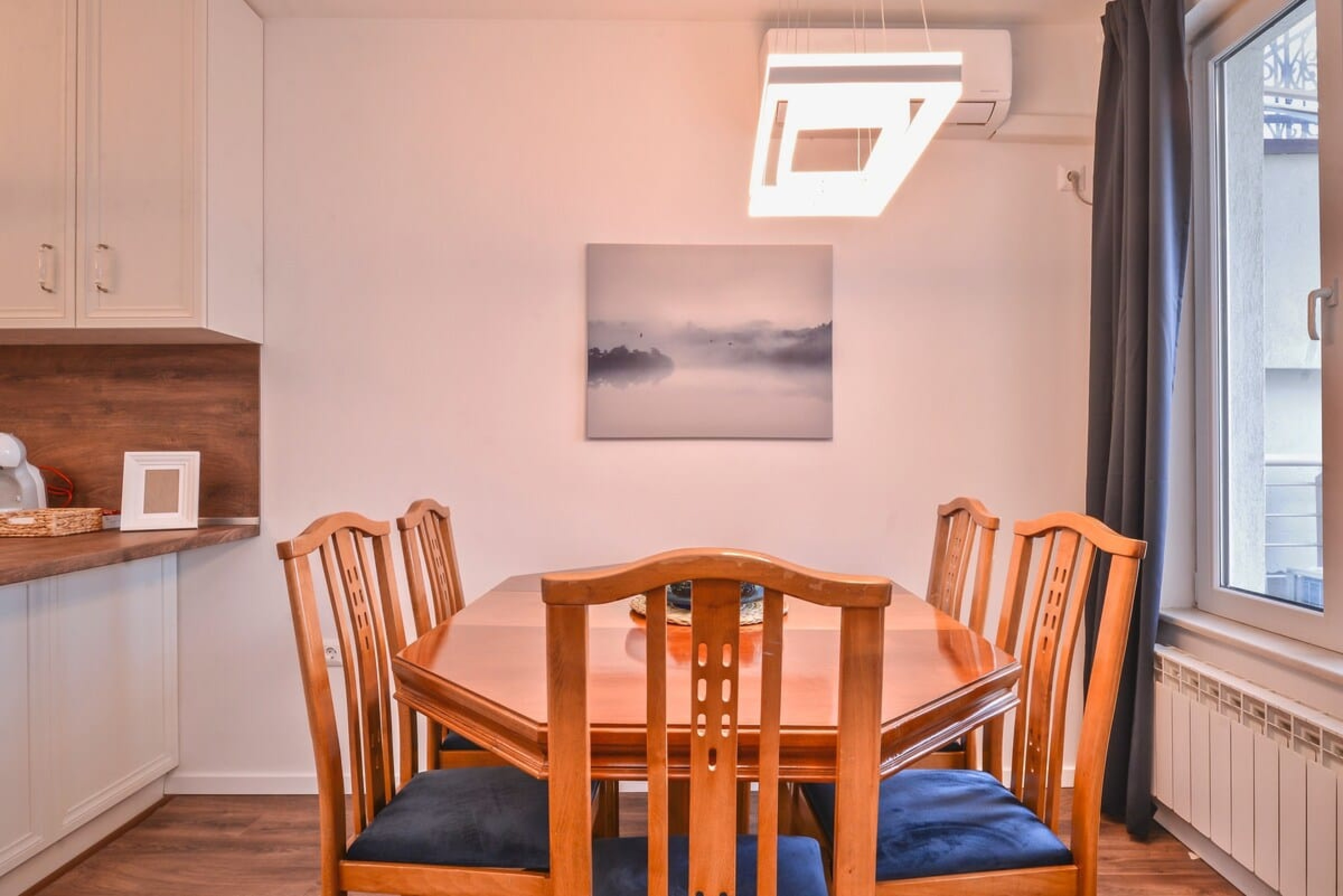 Scoutaround White Logo