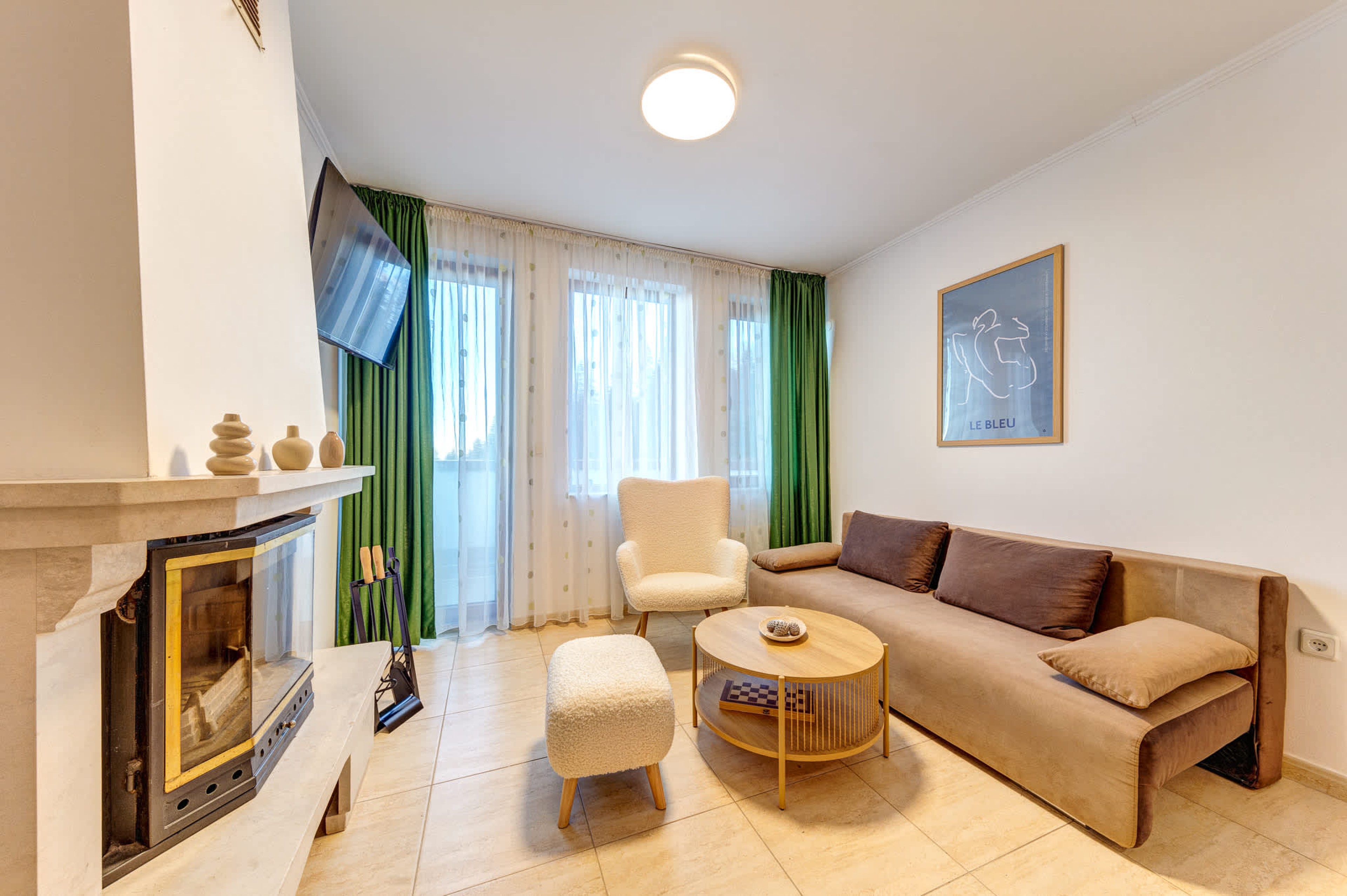 Scoutaround White Logo