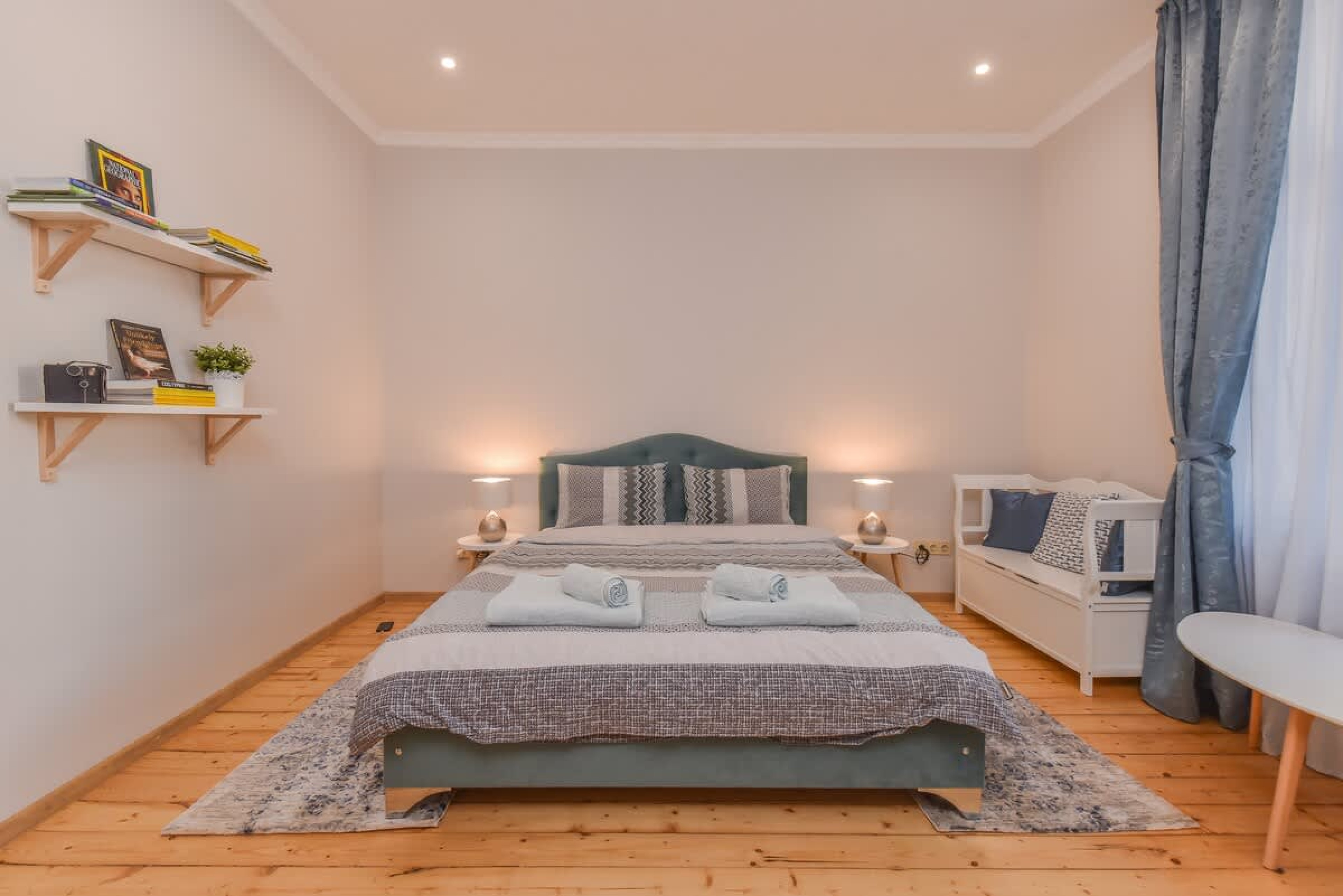 Scoutaround White Logo