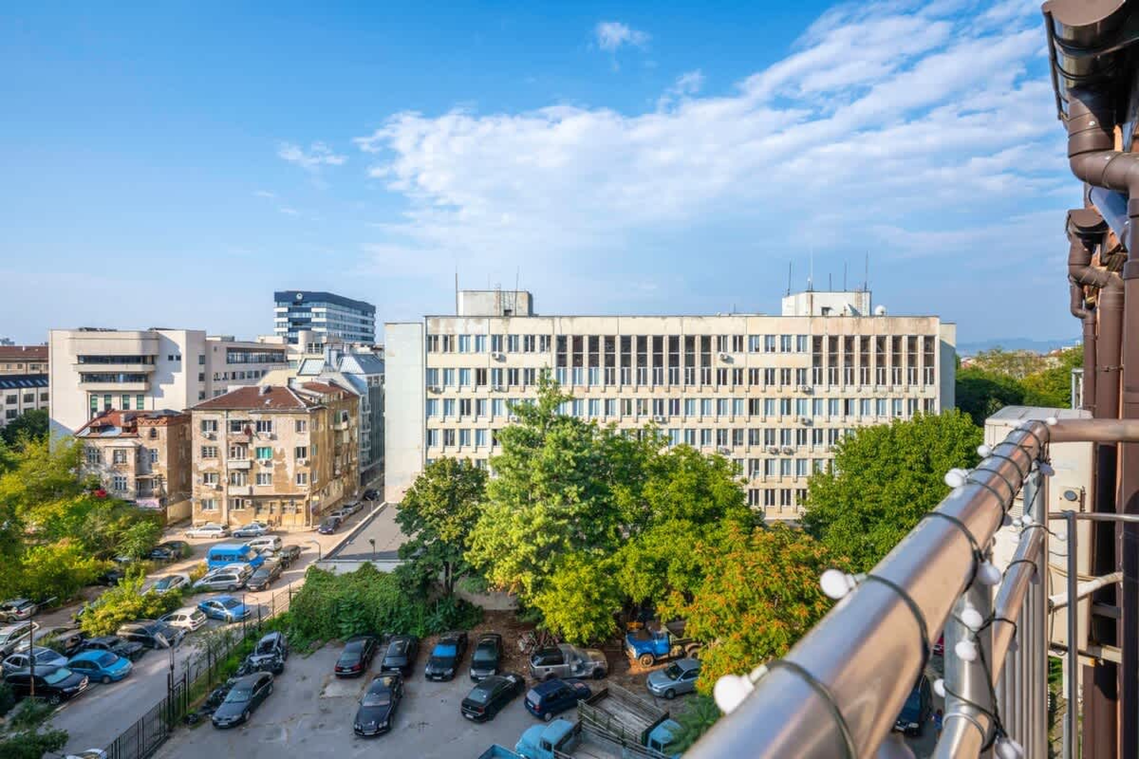 Scoutaround White Logo