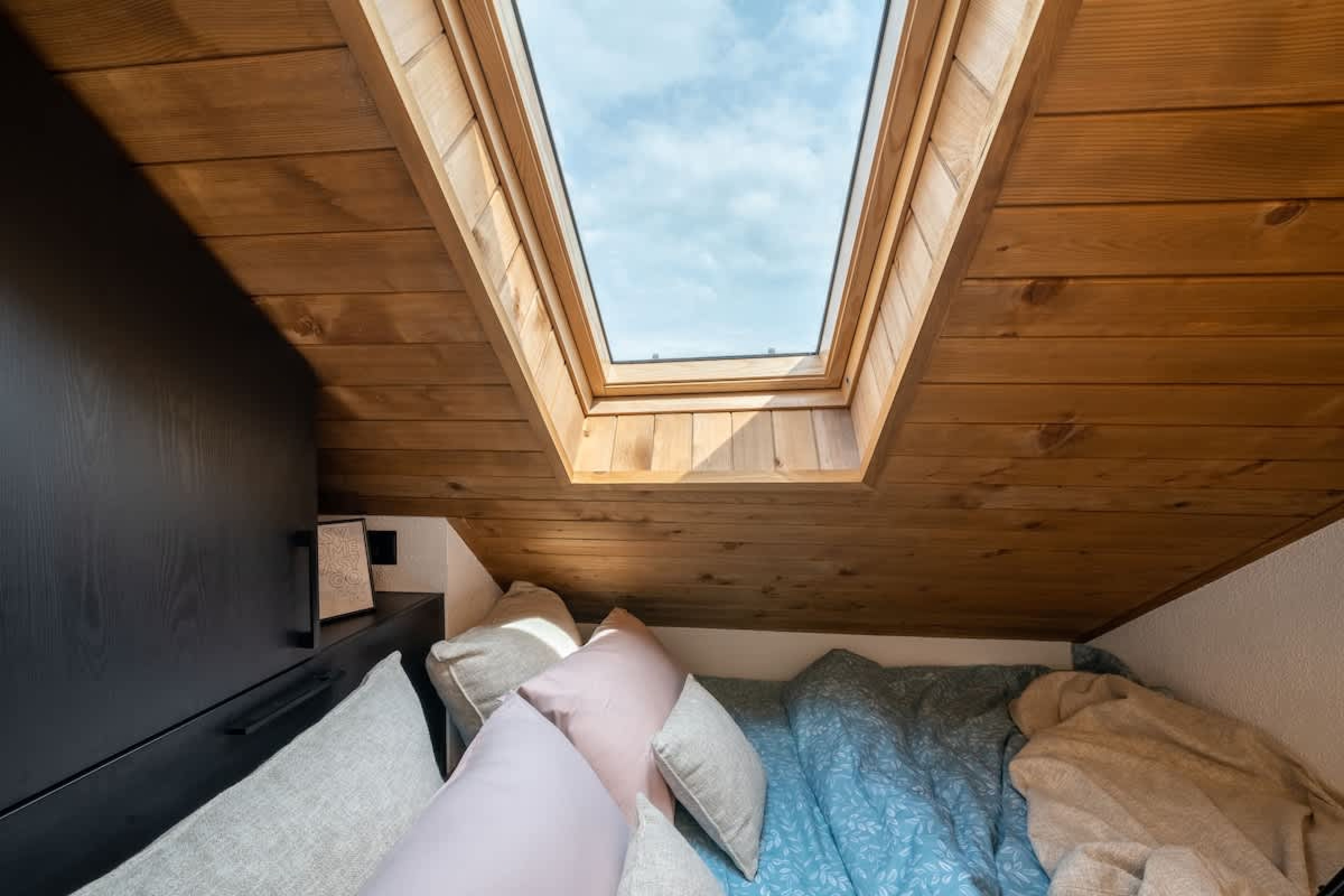 Gurgulyat view - 1 Bedroom Loft - Photo 13