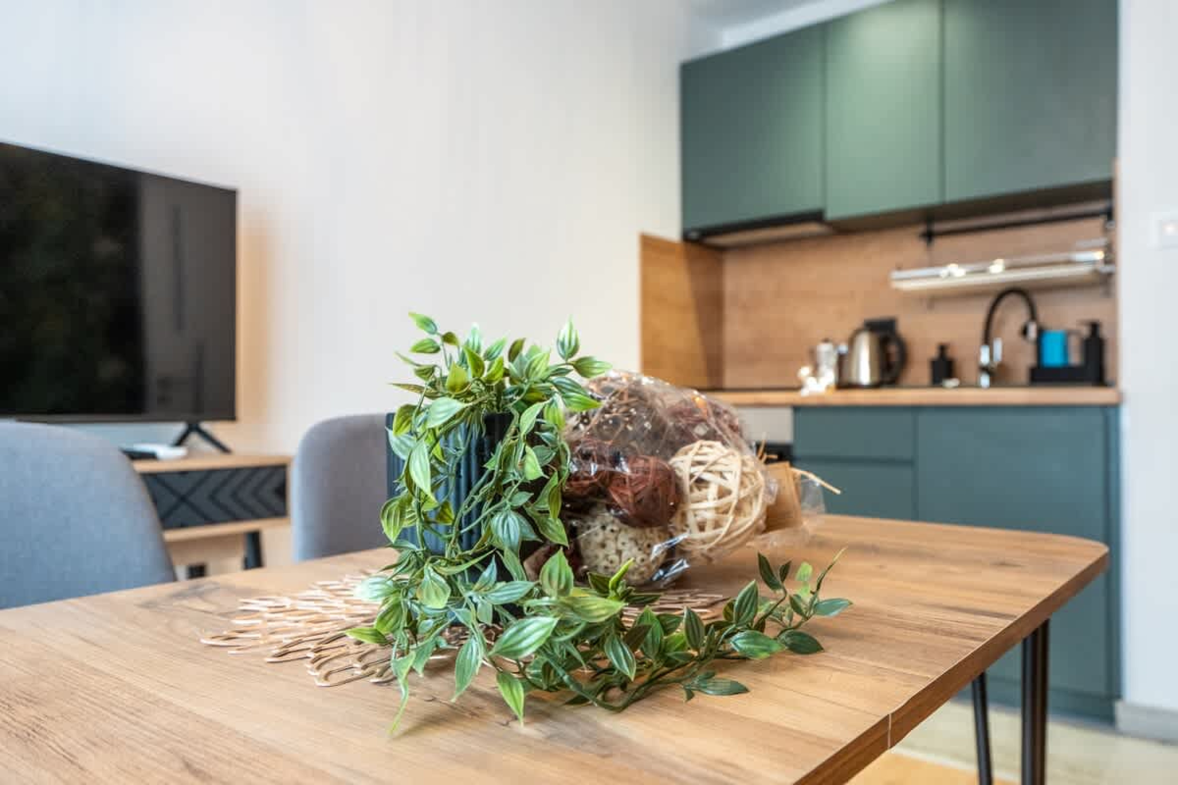 Scoutaround White Logo