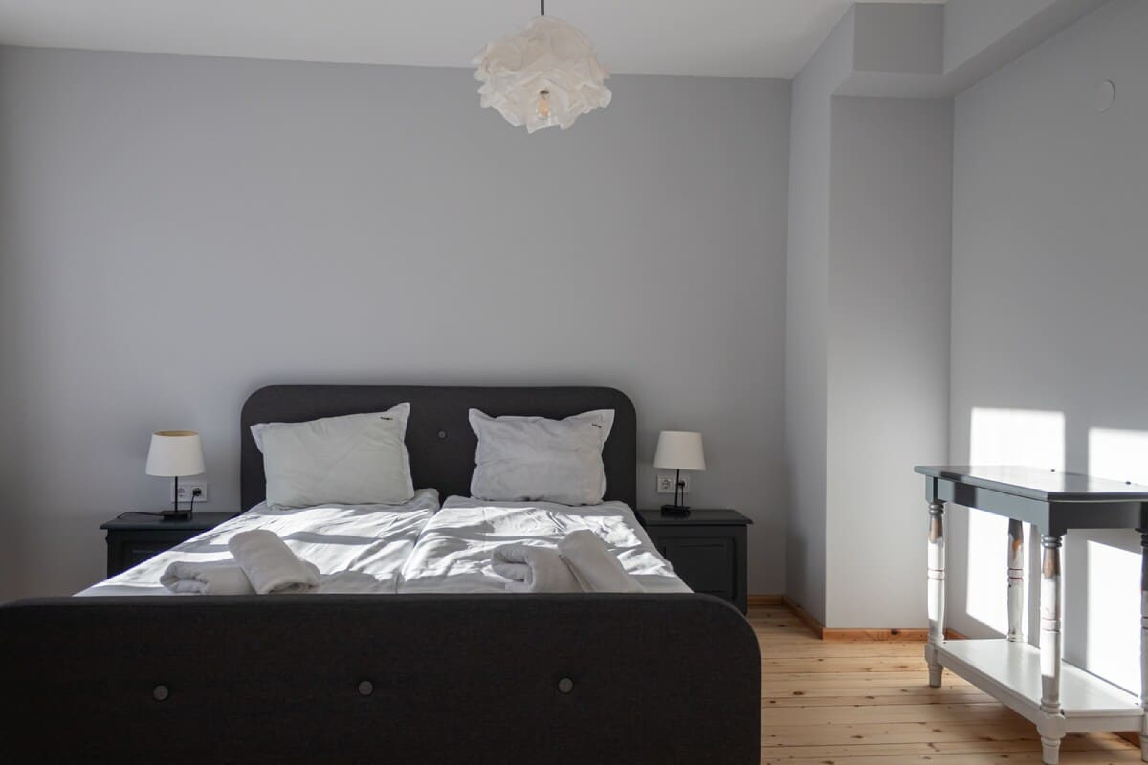 Scoutaround White Logo