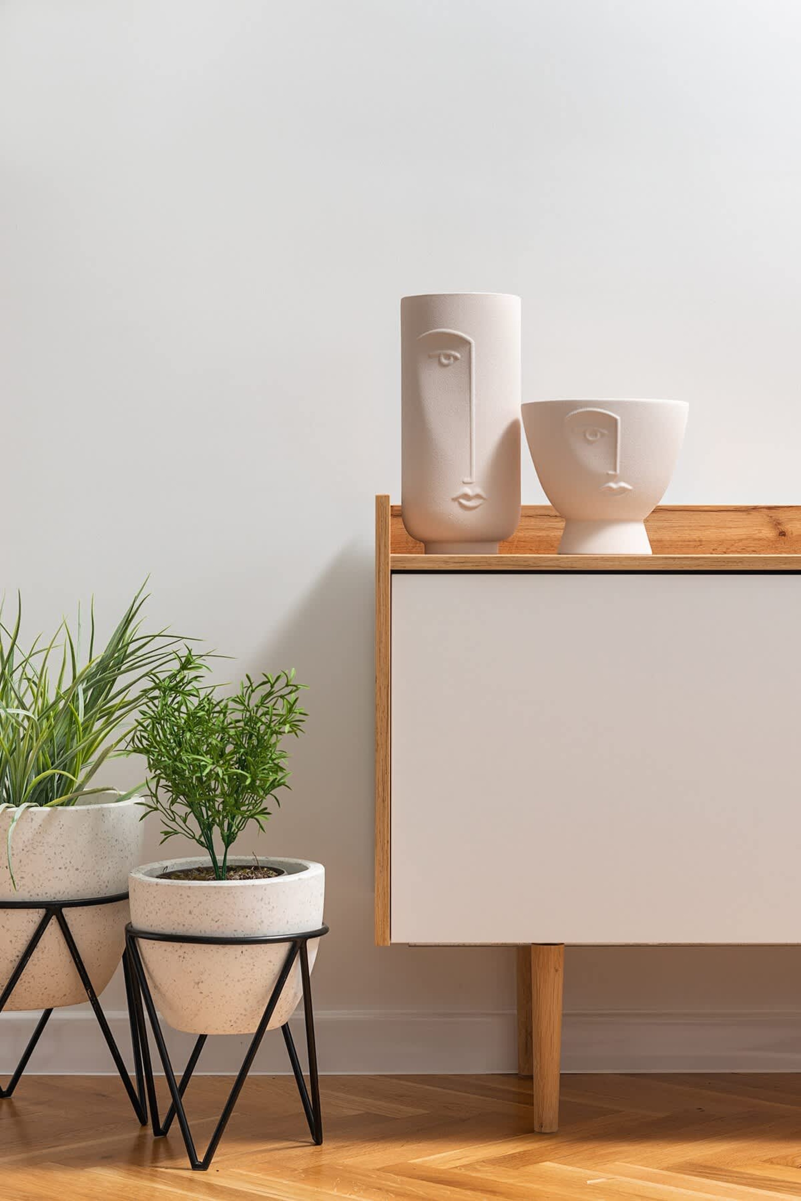 Scoutaround White Logo