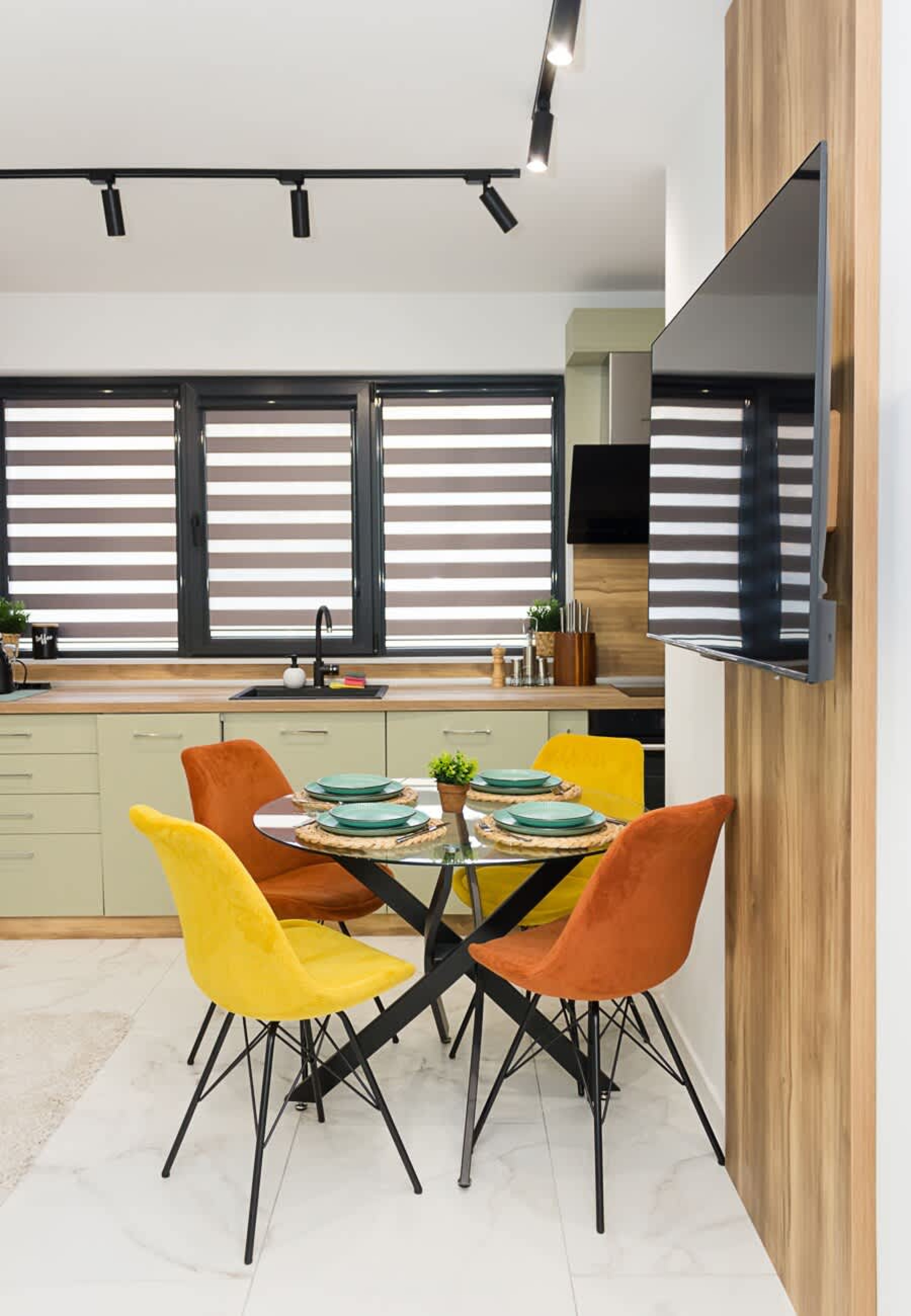 Scoutaround White Logo