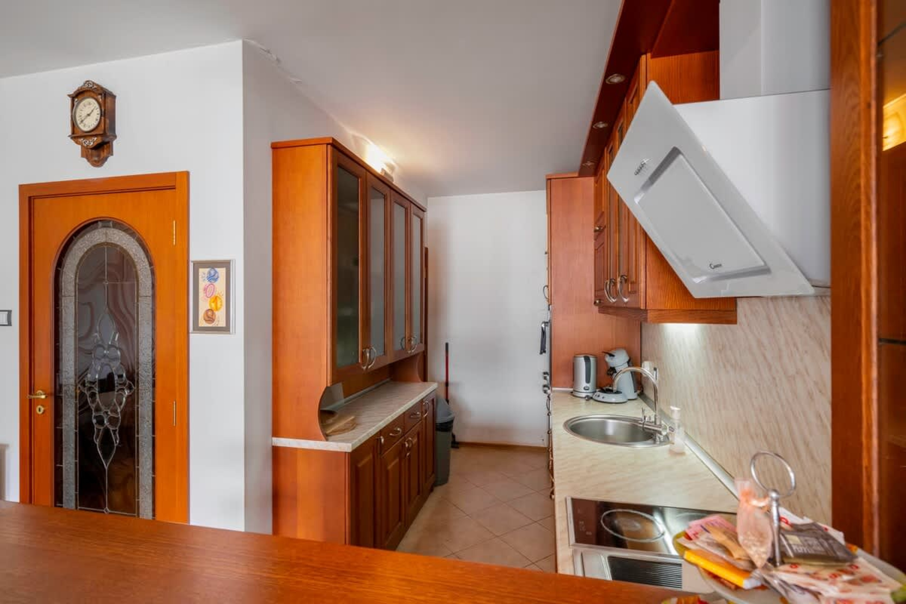 Scoutaround White Logo