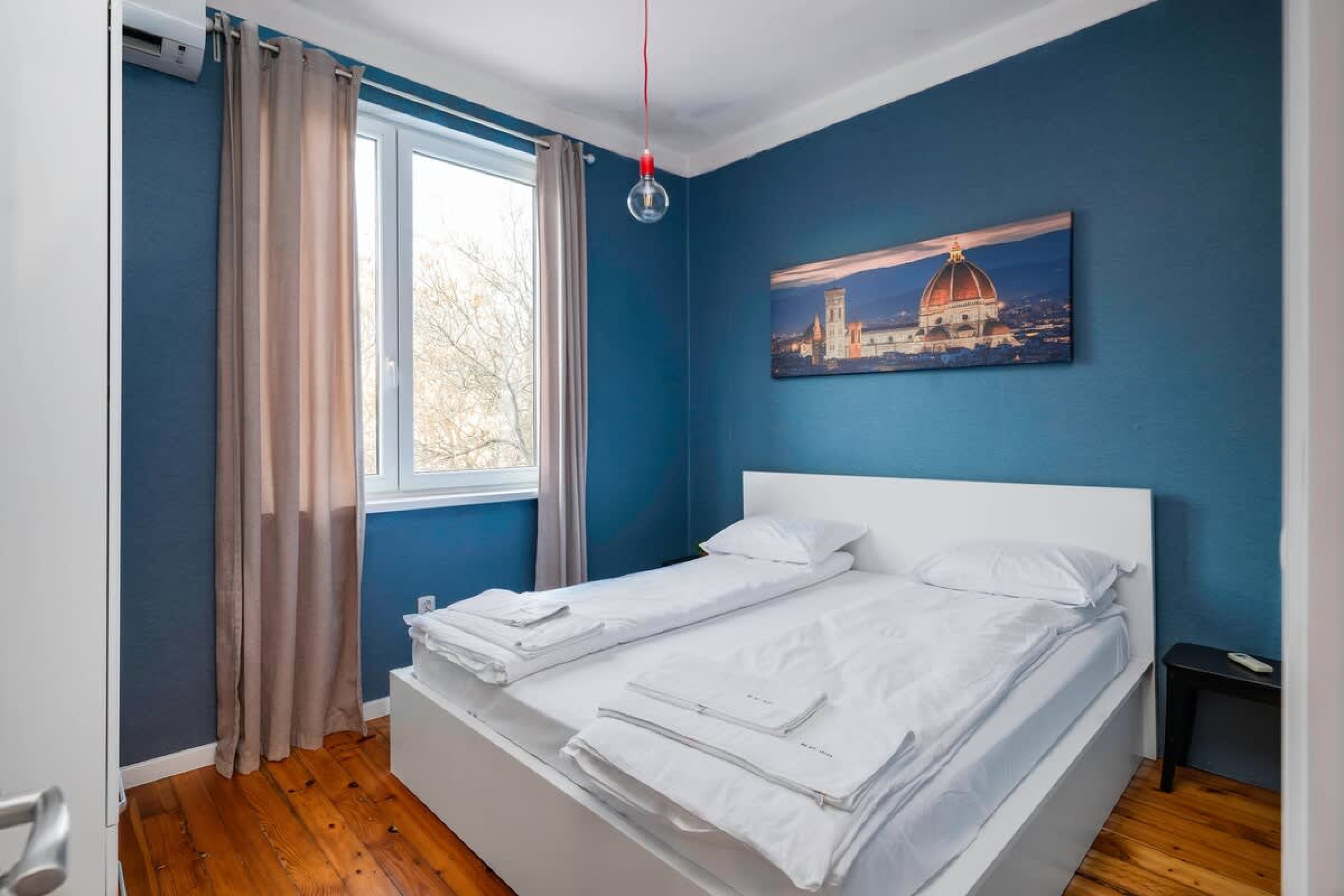 Scoutaround White Logo