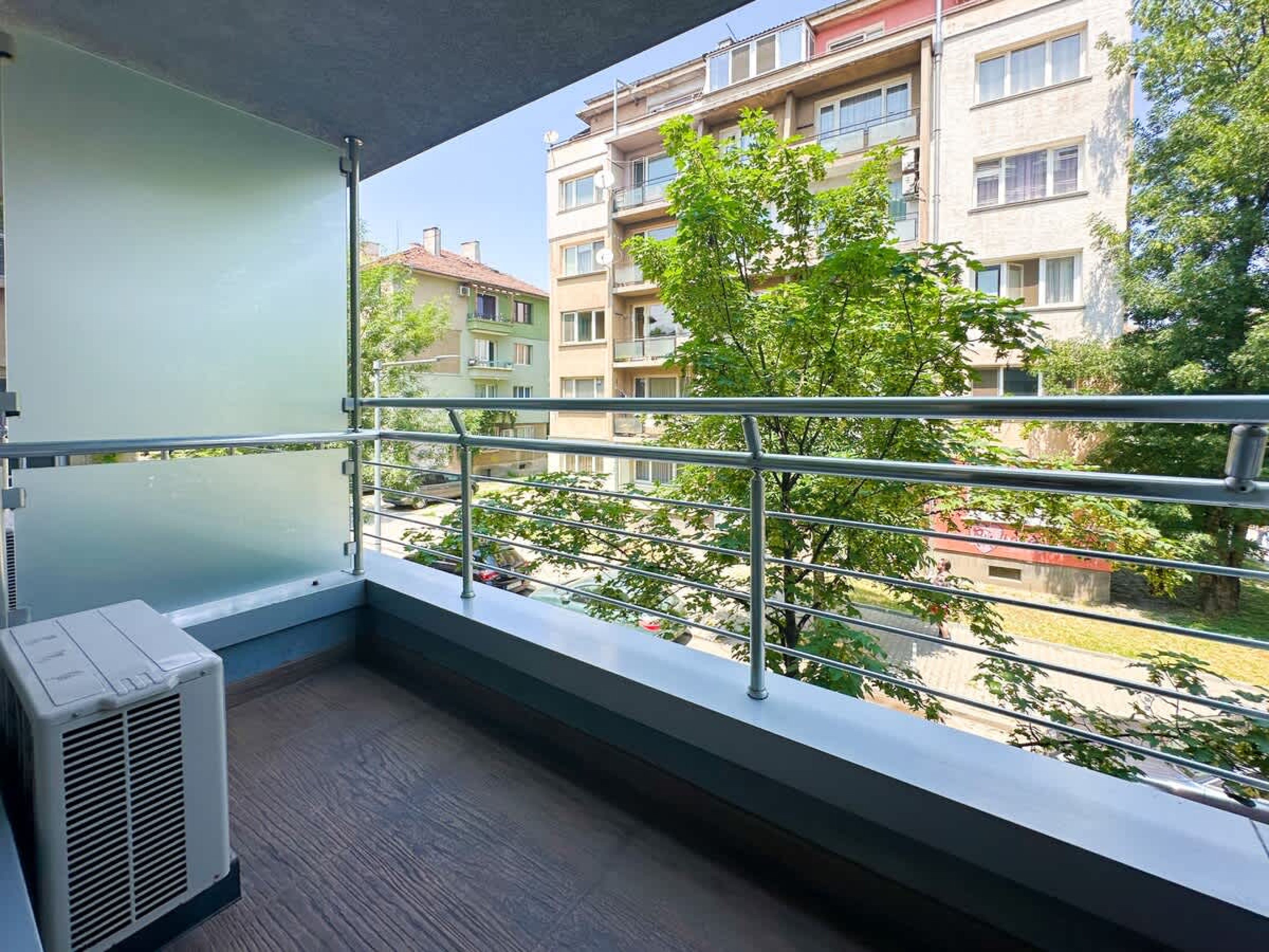 Joy Apartment – Stylish 2BD in Oborishte - Photo 11