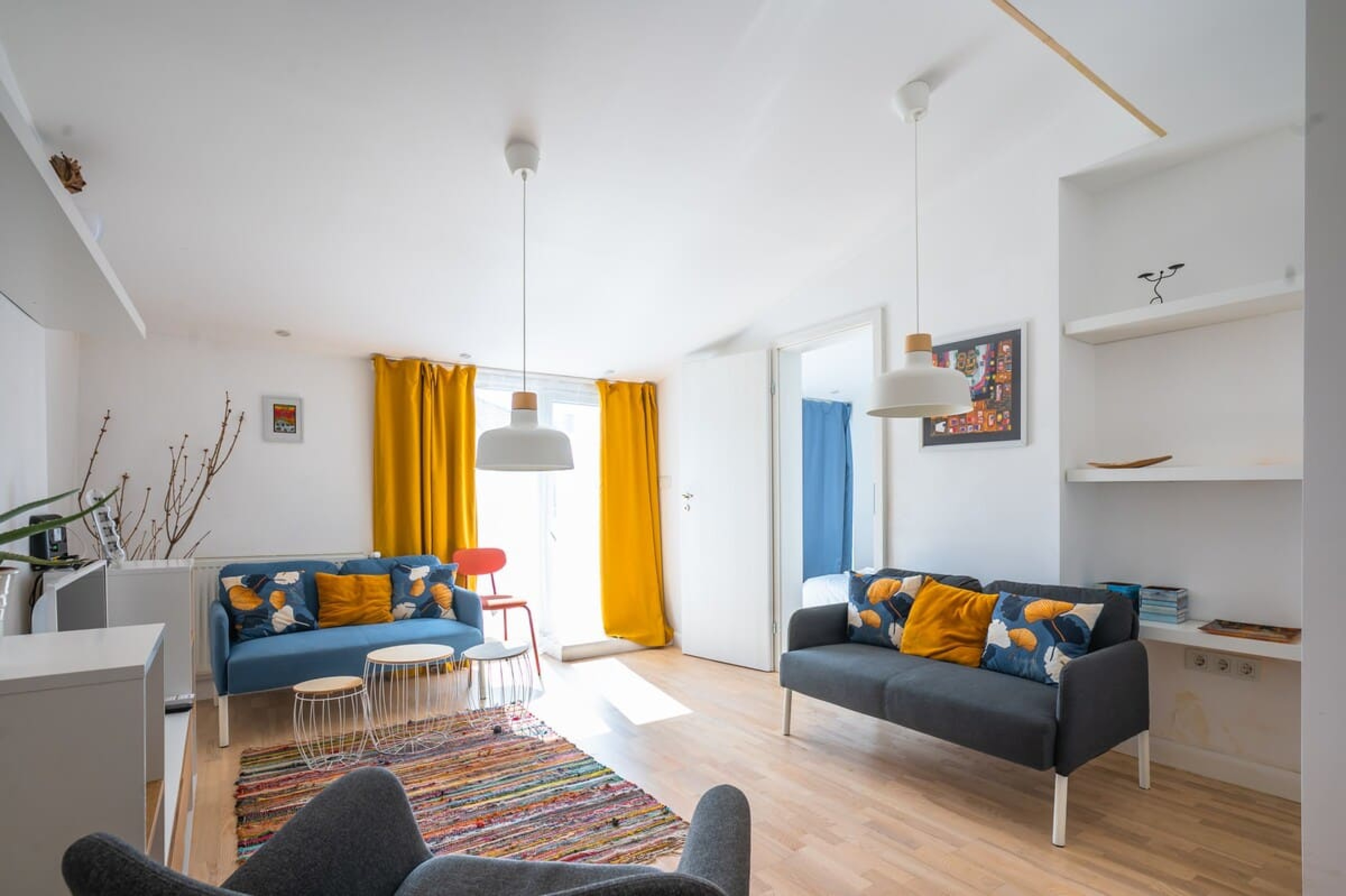 Scoutaround White Logo