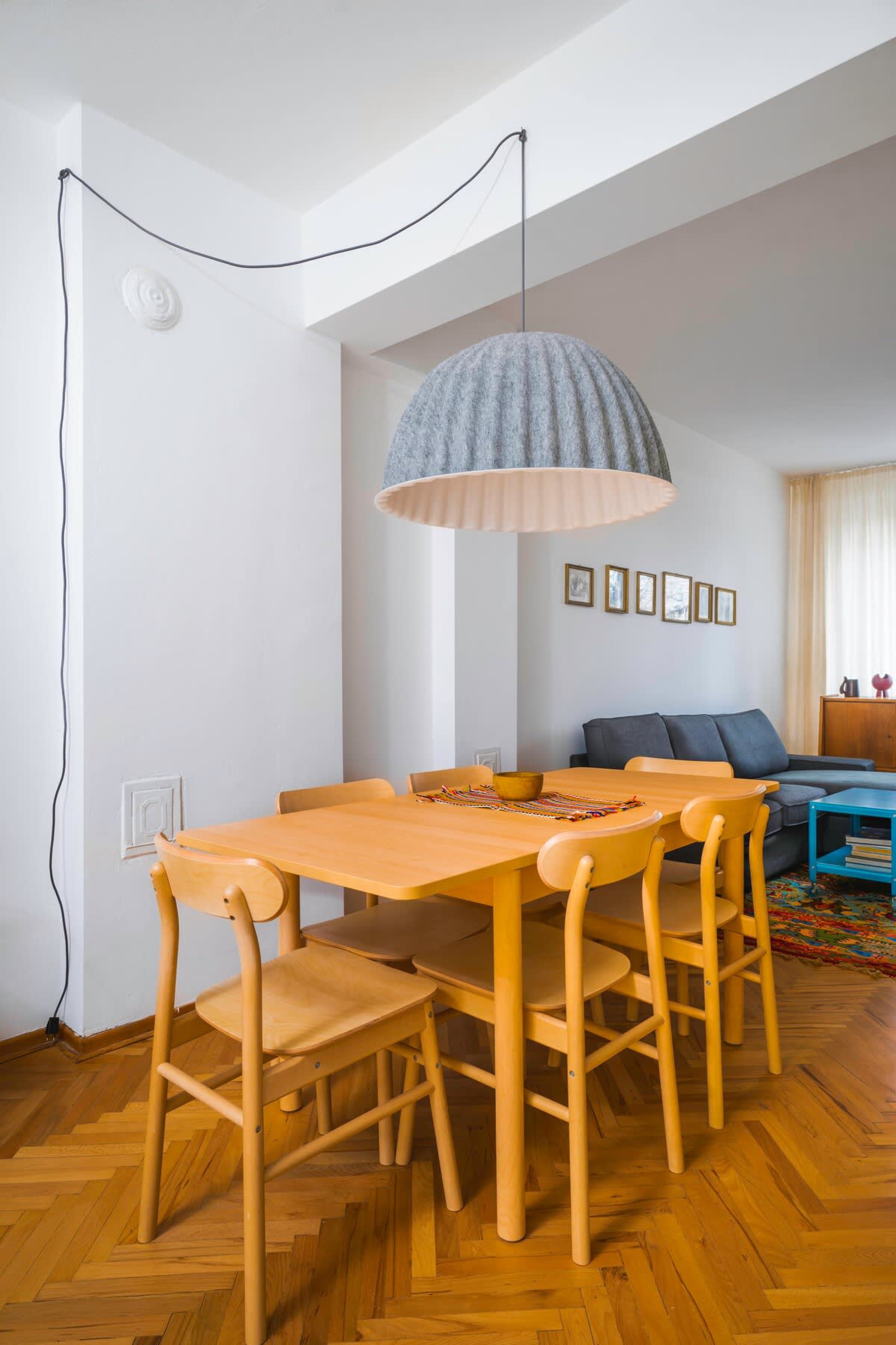 Scoutaround White Logo