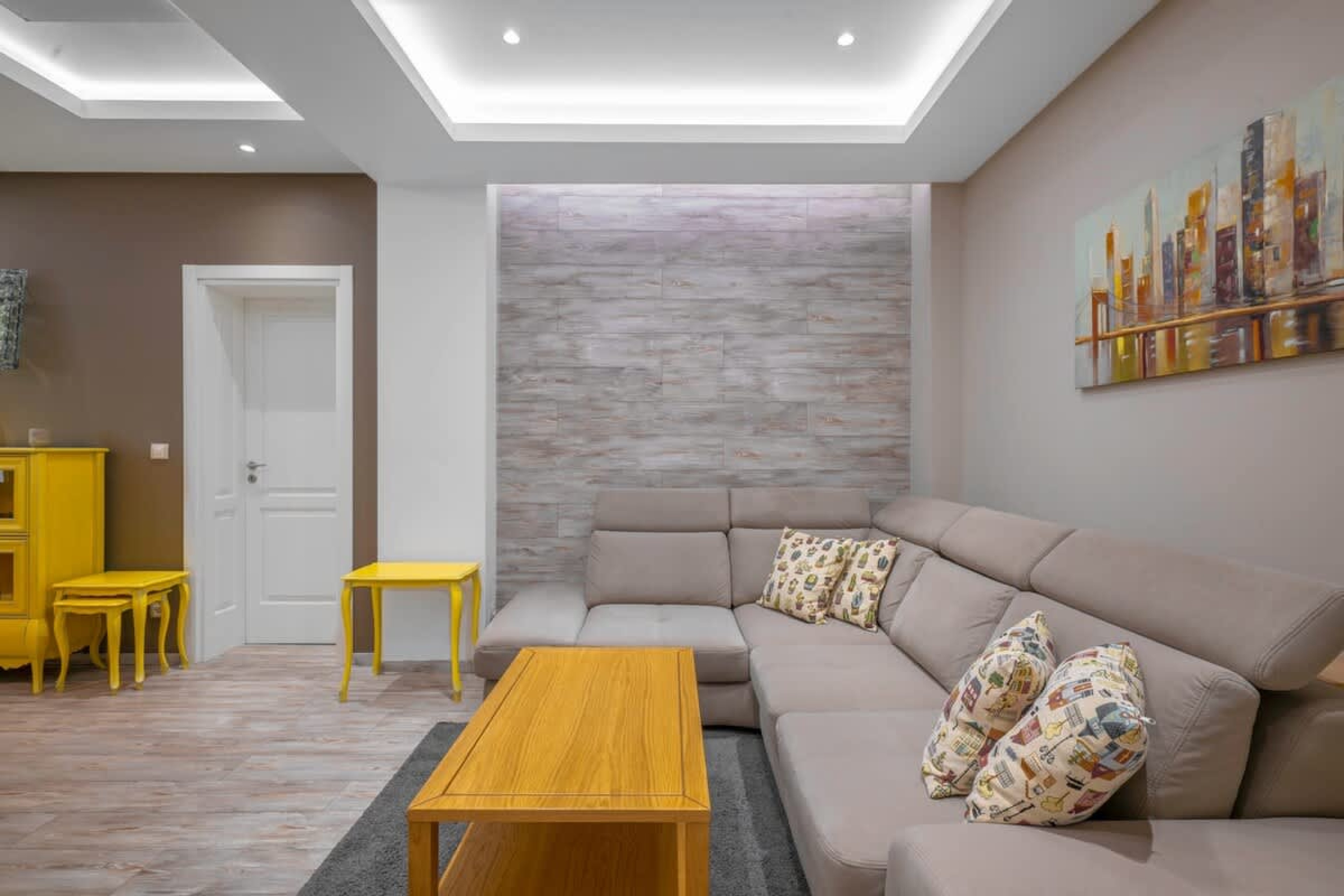 Scoutaround White Logo