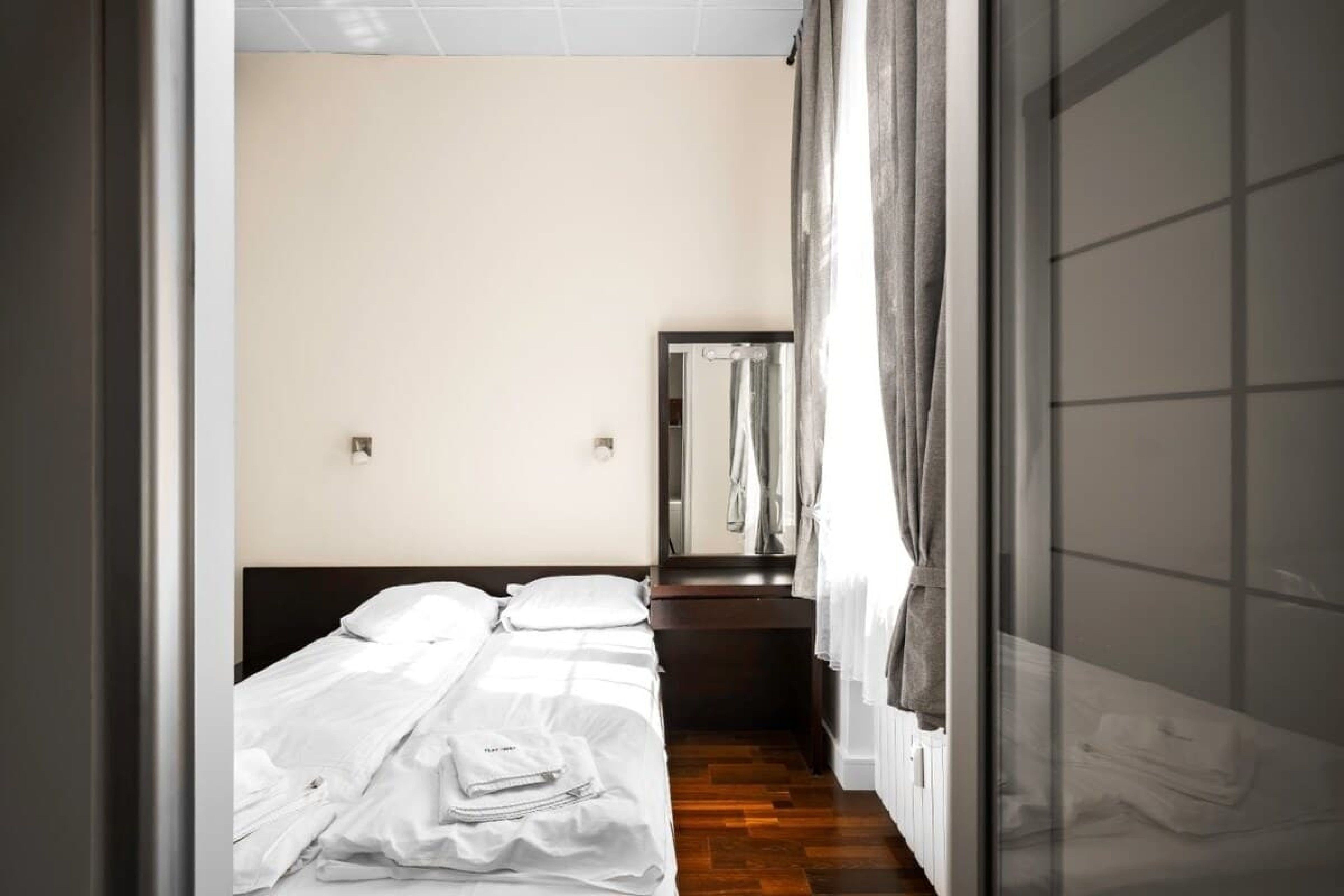 1BD Apartment - Perfect Central Location - Photo 13