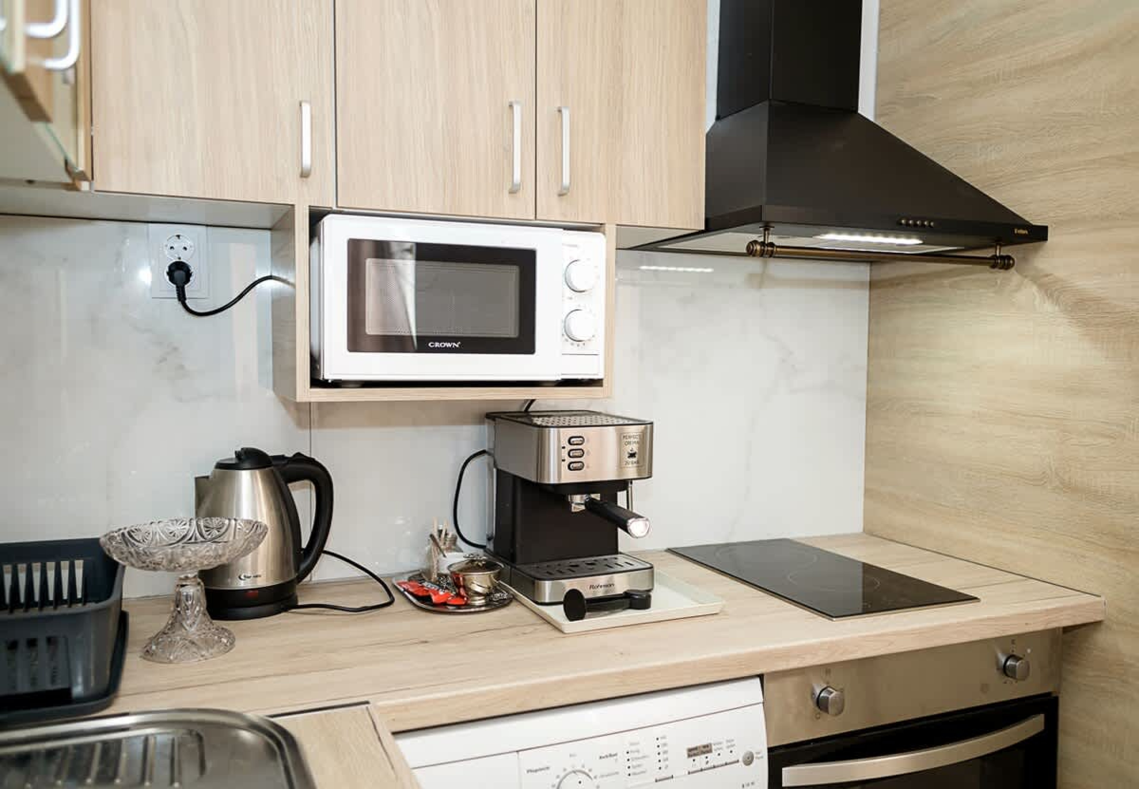 Scoutaround White Logo