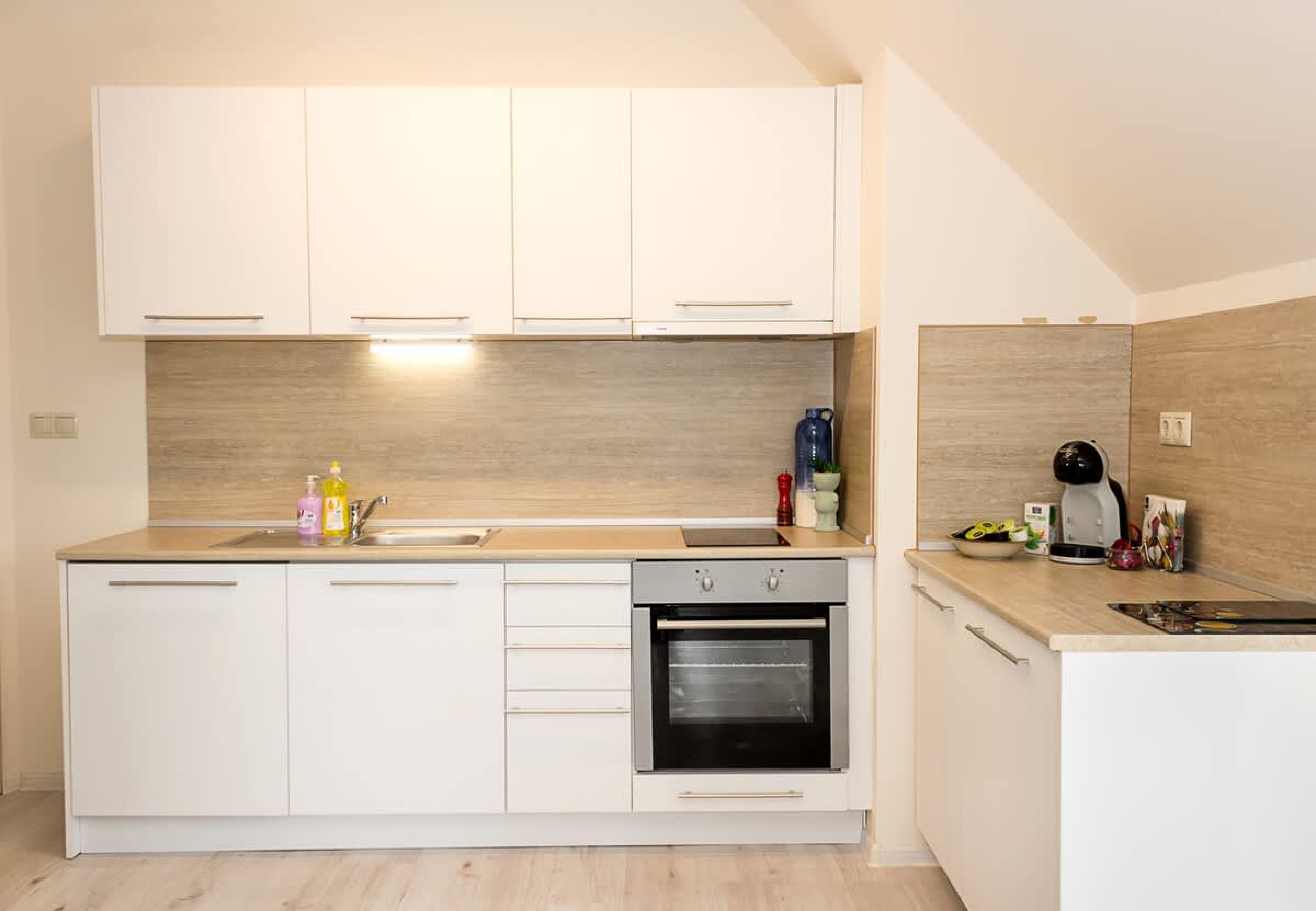 Scoutaround White Logo