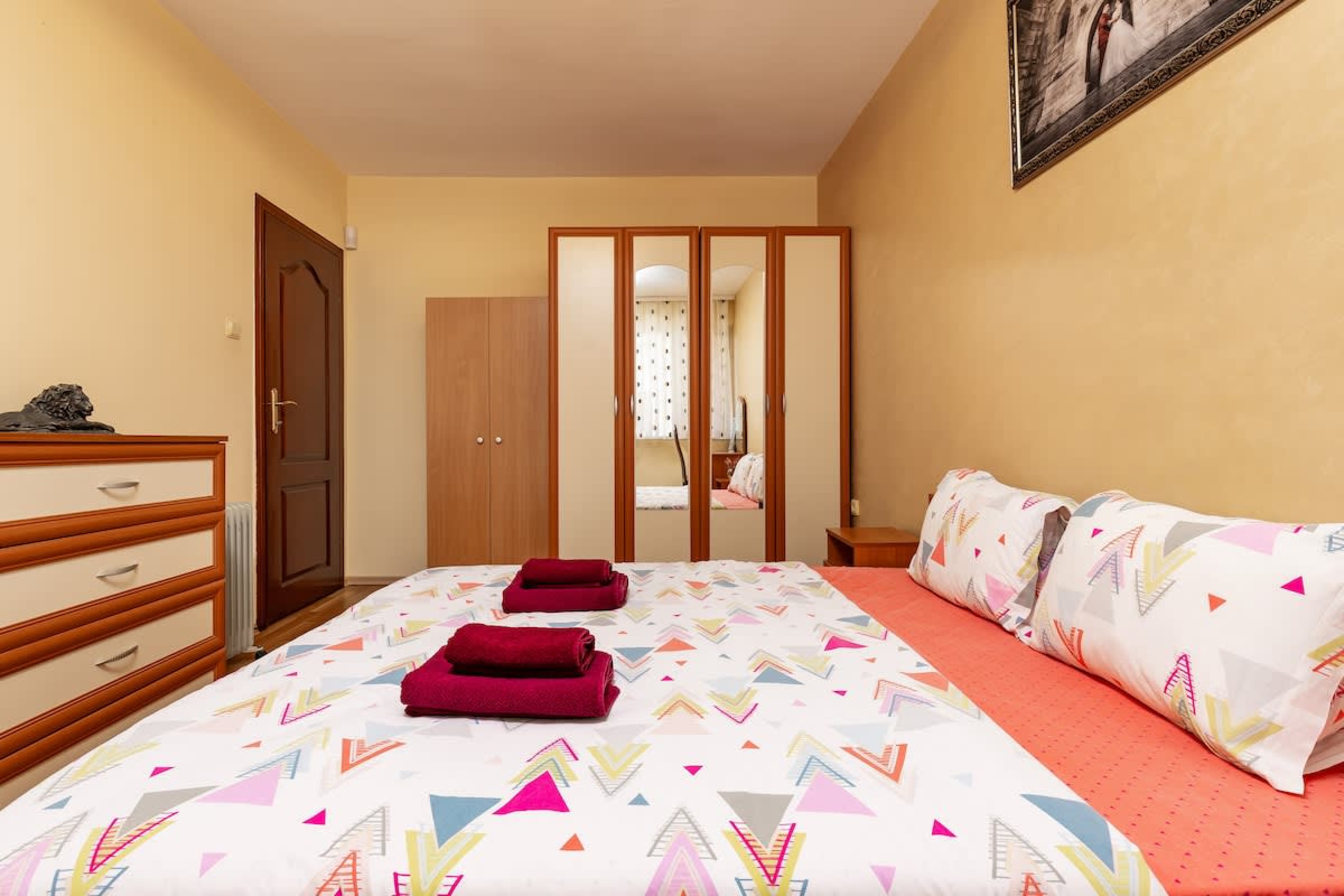 Scoutaround White Logo