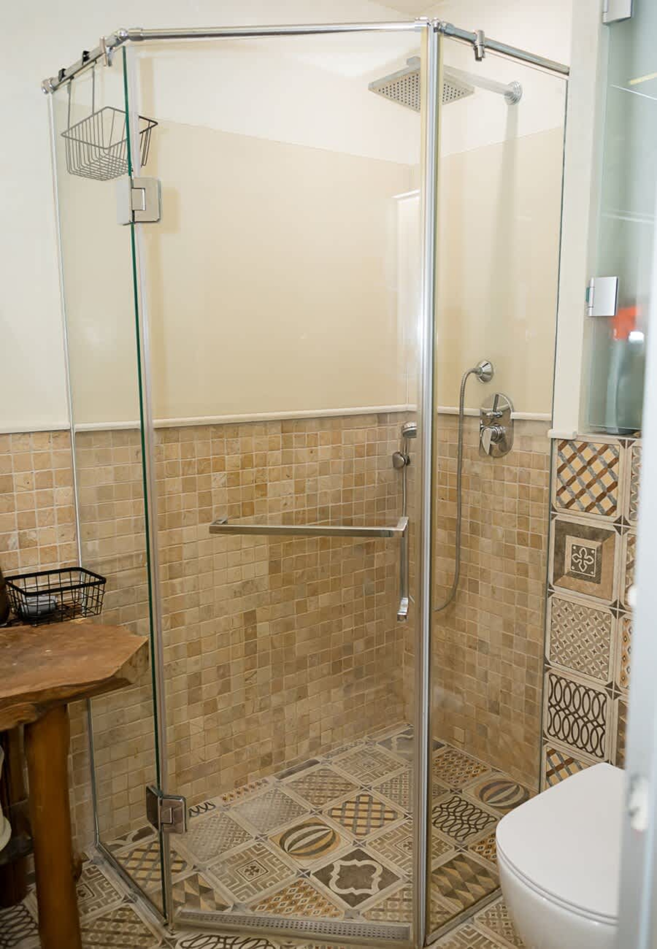 Modern Comfort &amp; Vintage Charm with Panoramic View - Photo 21