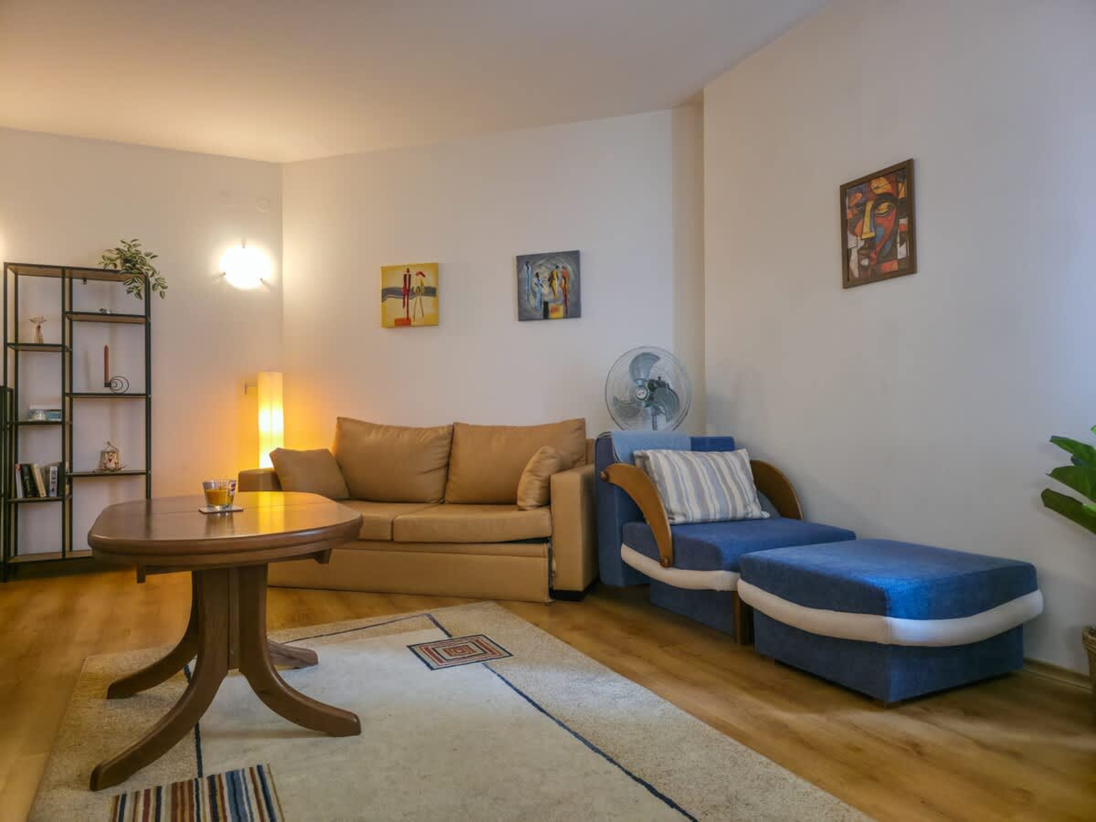 Scoutaround White Logo