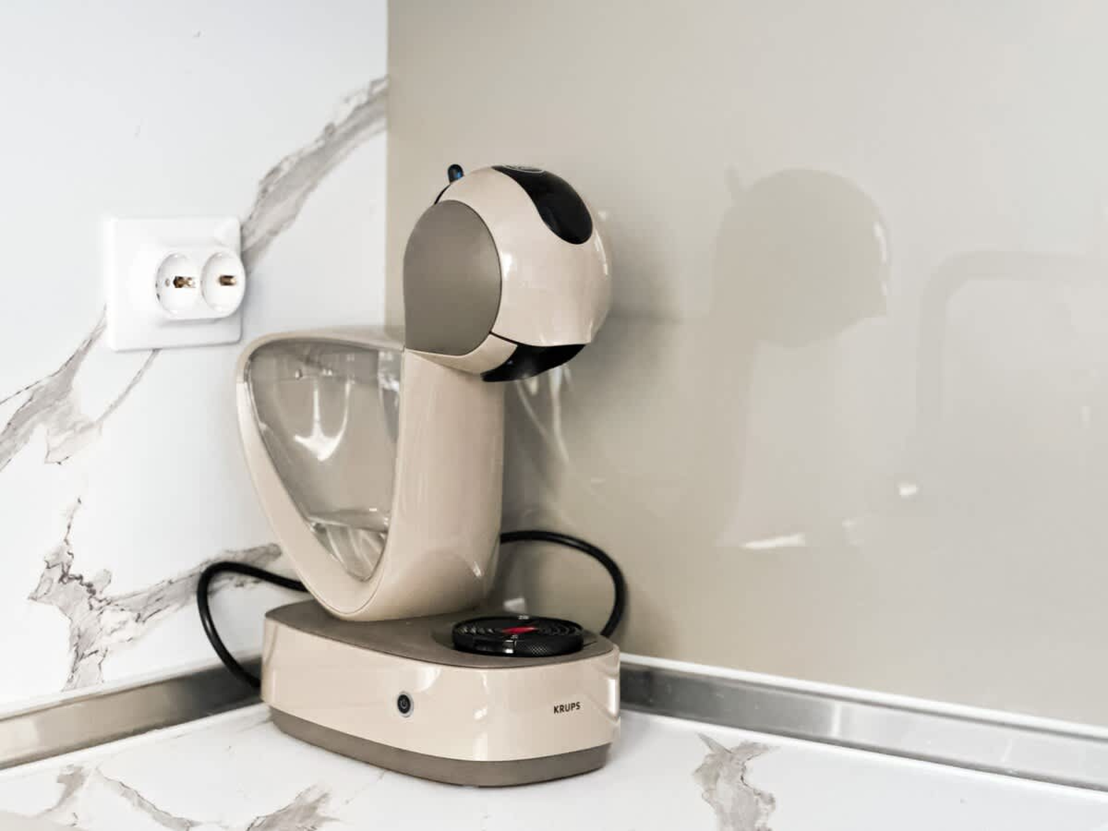 Designer 2BD Apt Near Alexander Nevski Cathedral - Photo 15